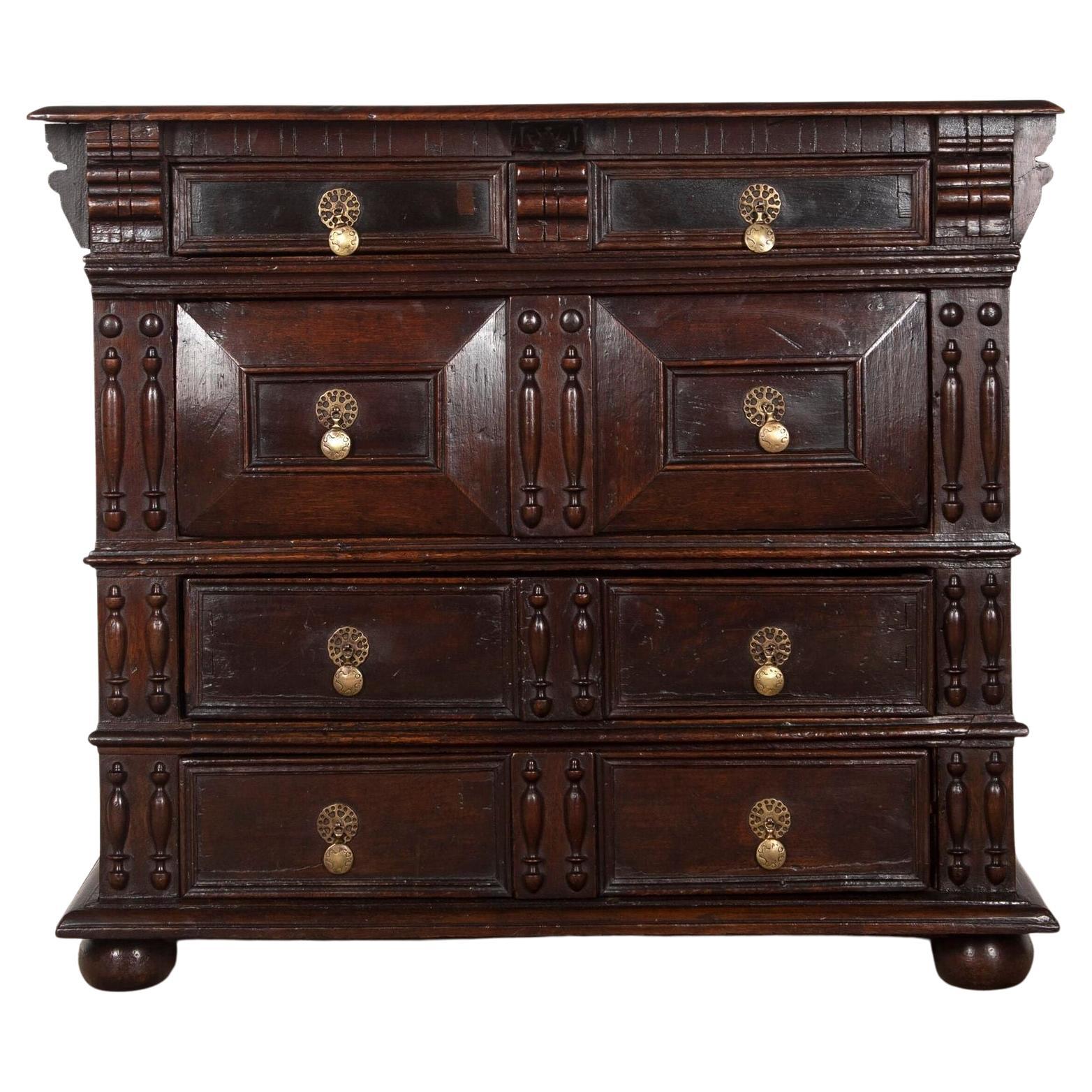 17th Century Oak Chest of Drawers For Sale