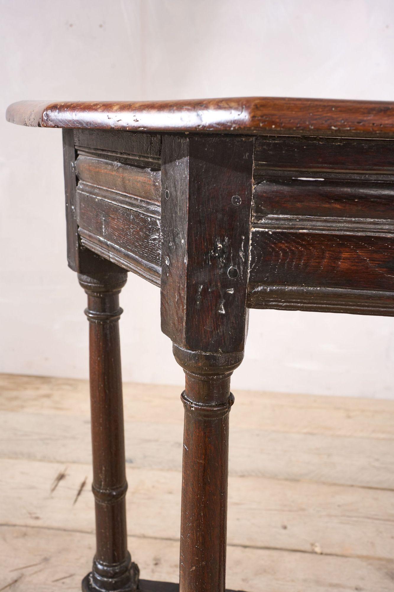 Crédence en Oak du 17ème siècle en vente 1