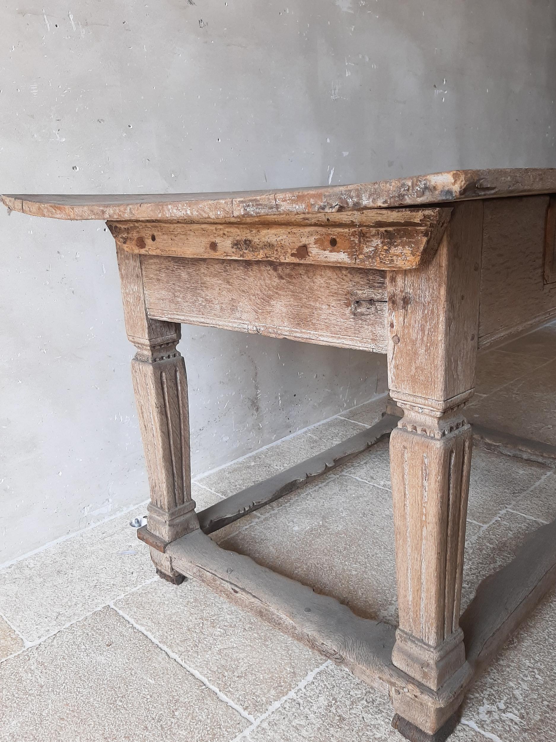 18th Century and Earlier 17th Century Oak Dutch Pay Table For Sale