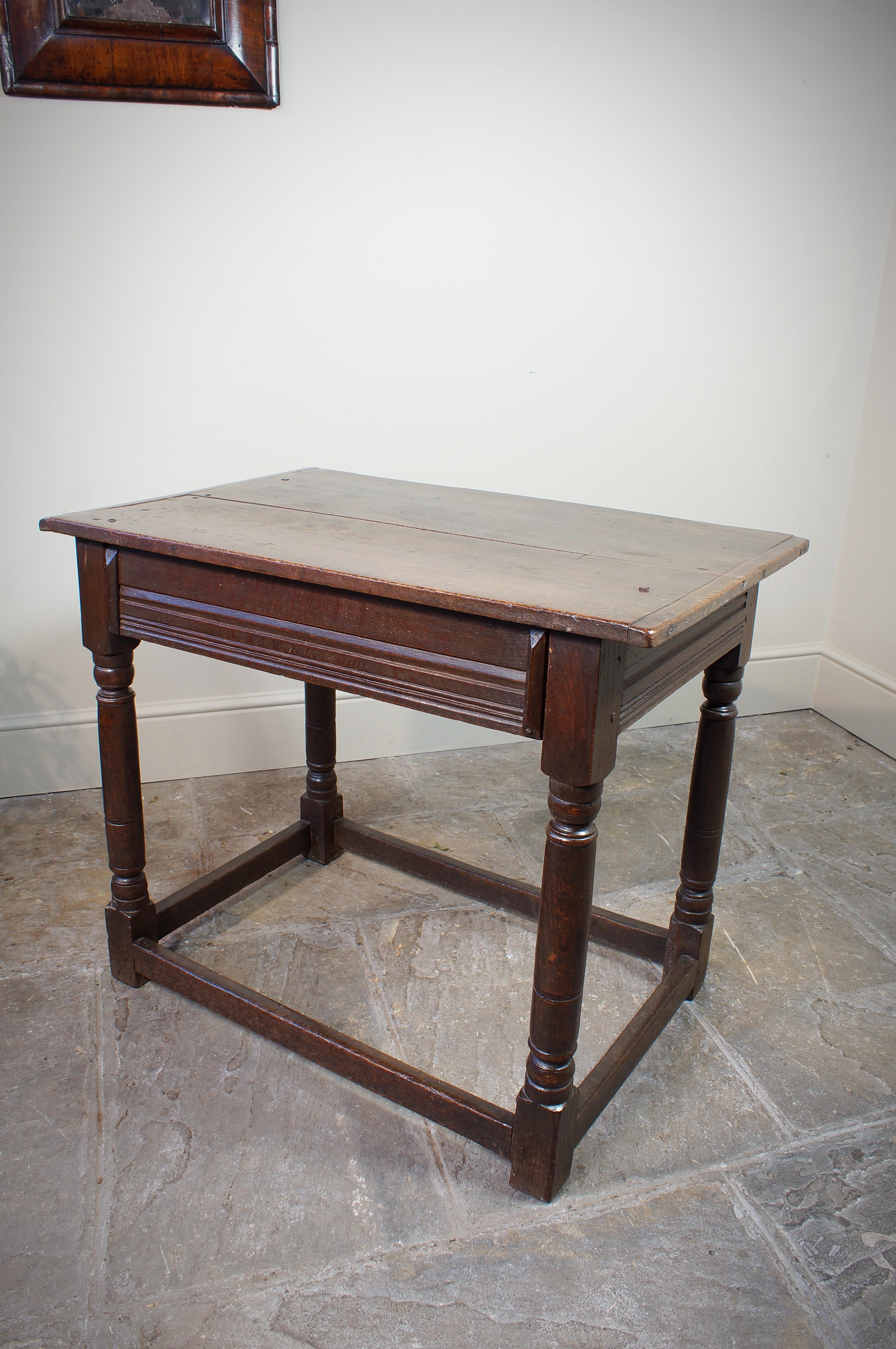 English 17th Century Oak Side/ Centre Table. For Sale