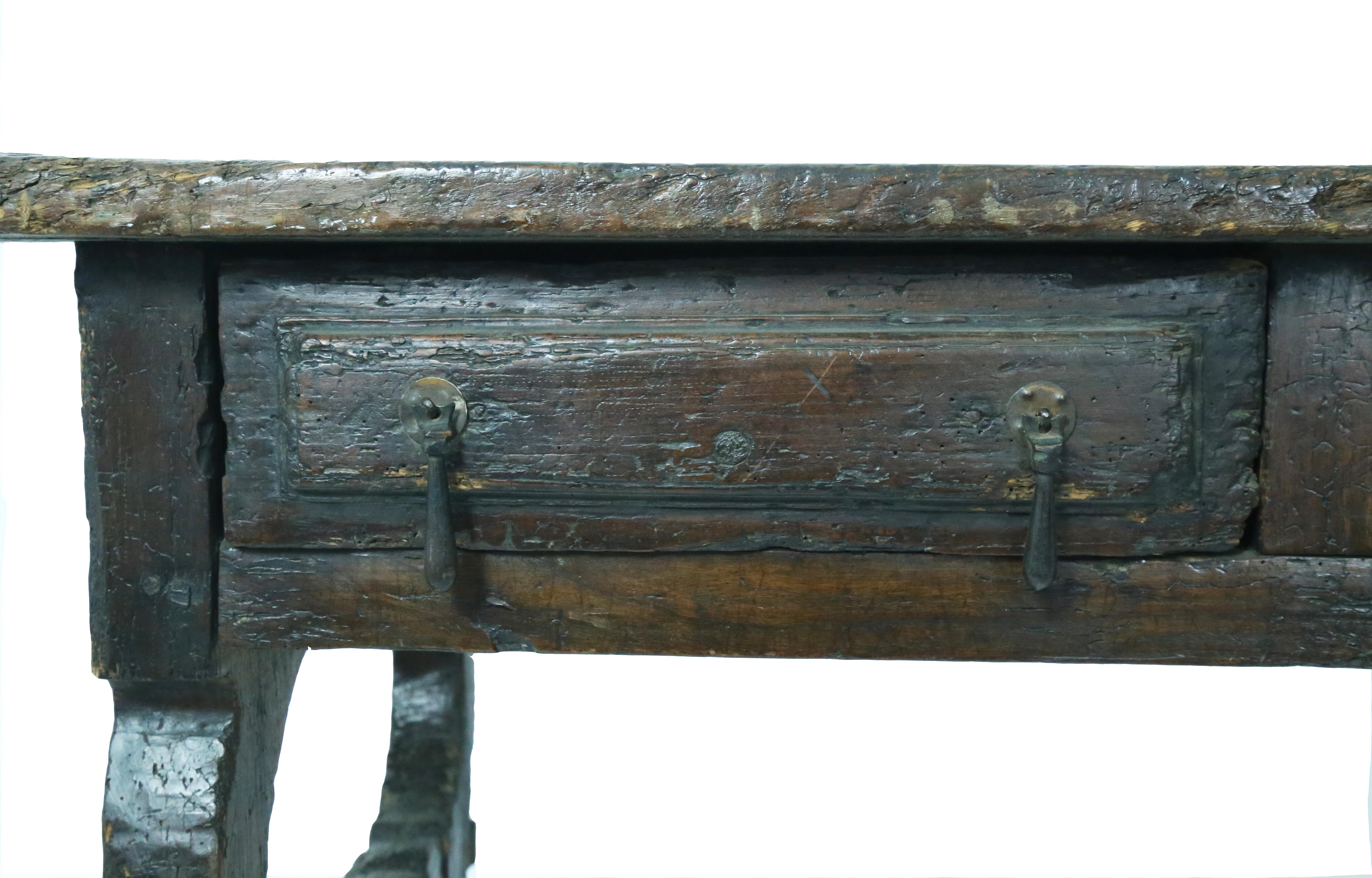 17th Century Oak Spanish Refectory Table In Good Condition In New York, NY
