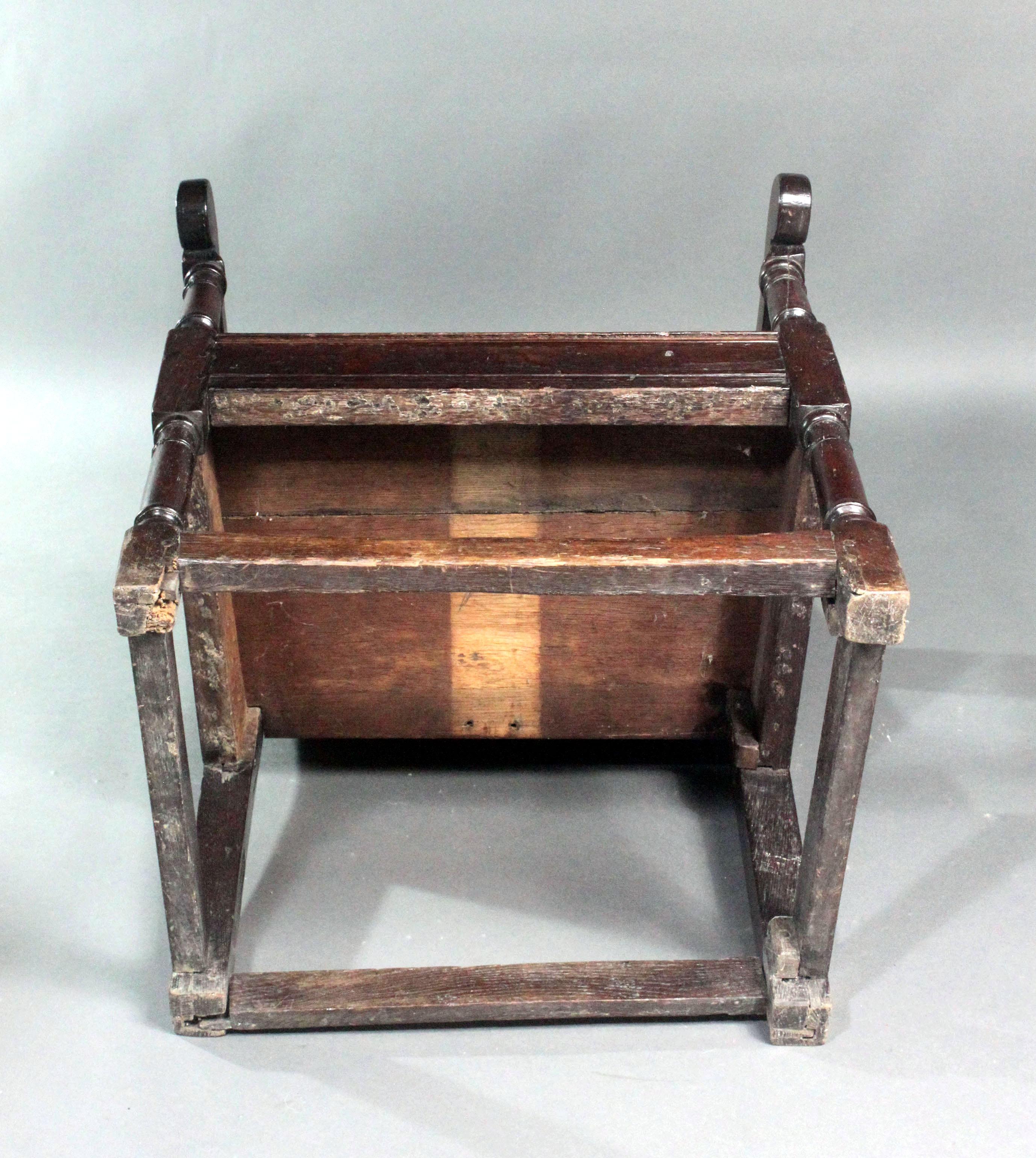 Wainscot-Stuhl aus Eichenholz, 17. Jahrhundert im Angebot 1