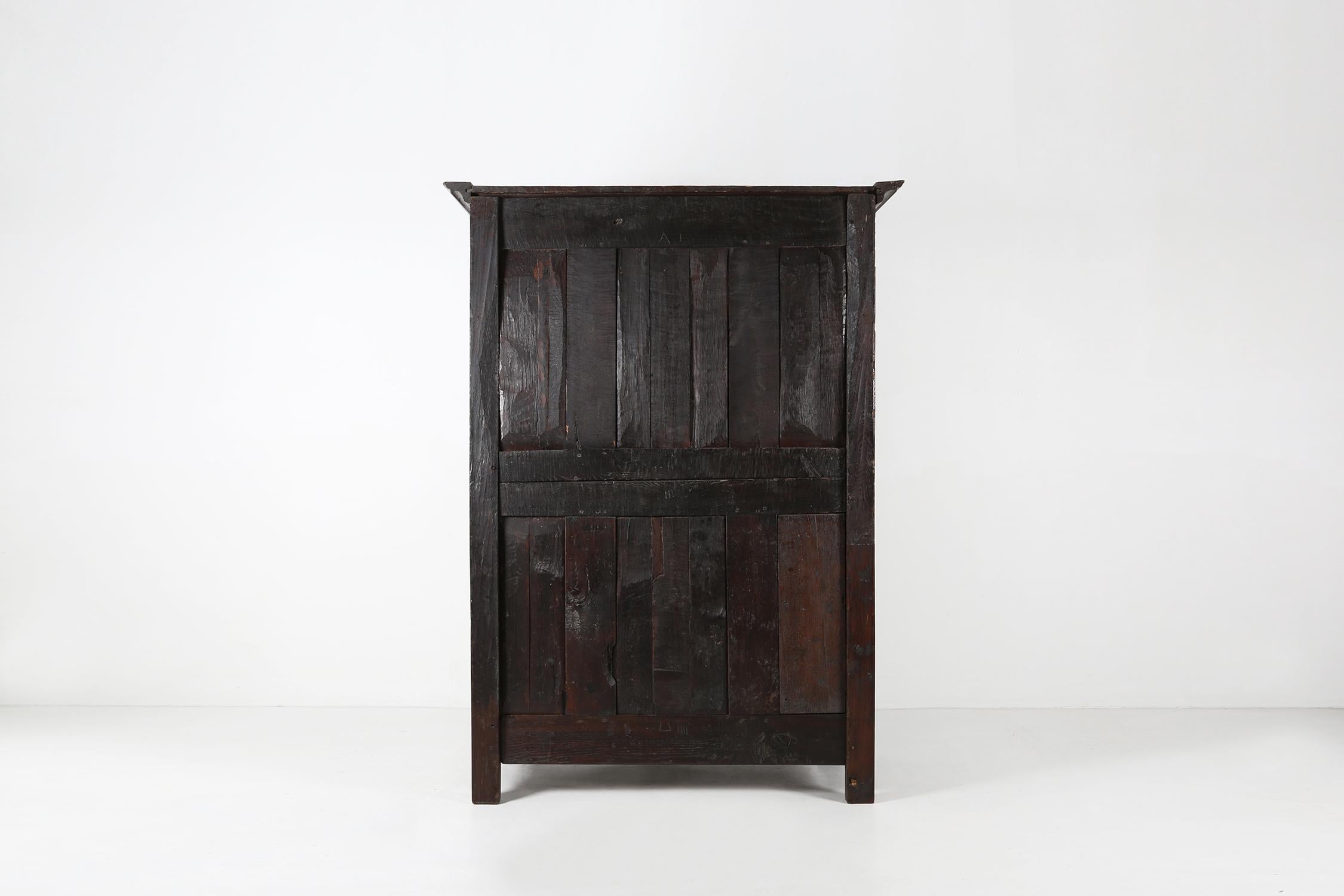 17th Century Oak Wardrobe 10