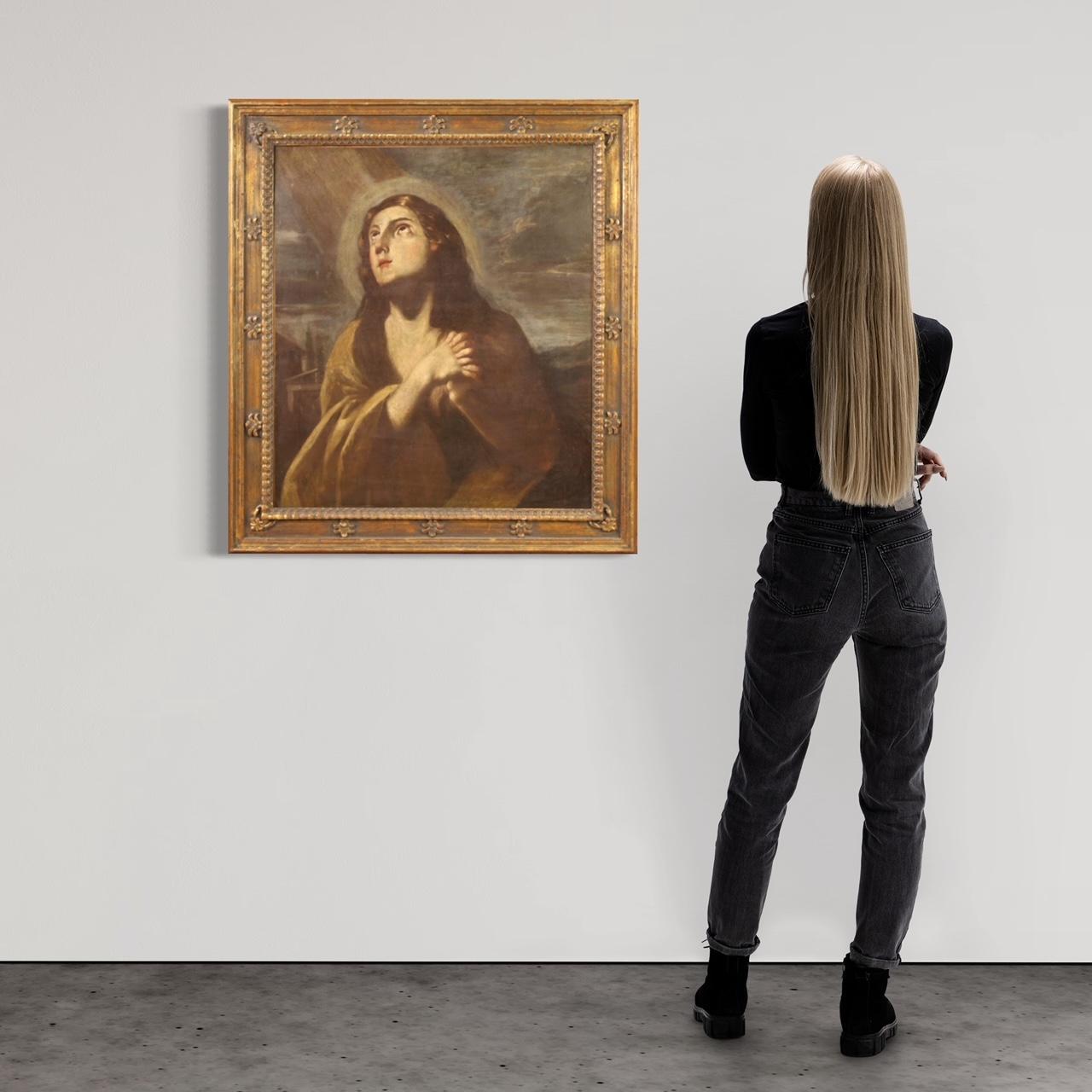Antikes italienisches Gemälde aus der zweiten Hälfte des 17. Jahrhunderts. Kunstwerk Öl auf Leinwand, das ein religiöses Thema darstellt Büßende Magdalena von ausgezeichneter malerischer Qualität. Großformatiges Gemälde und angenehmes Mobiliar in