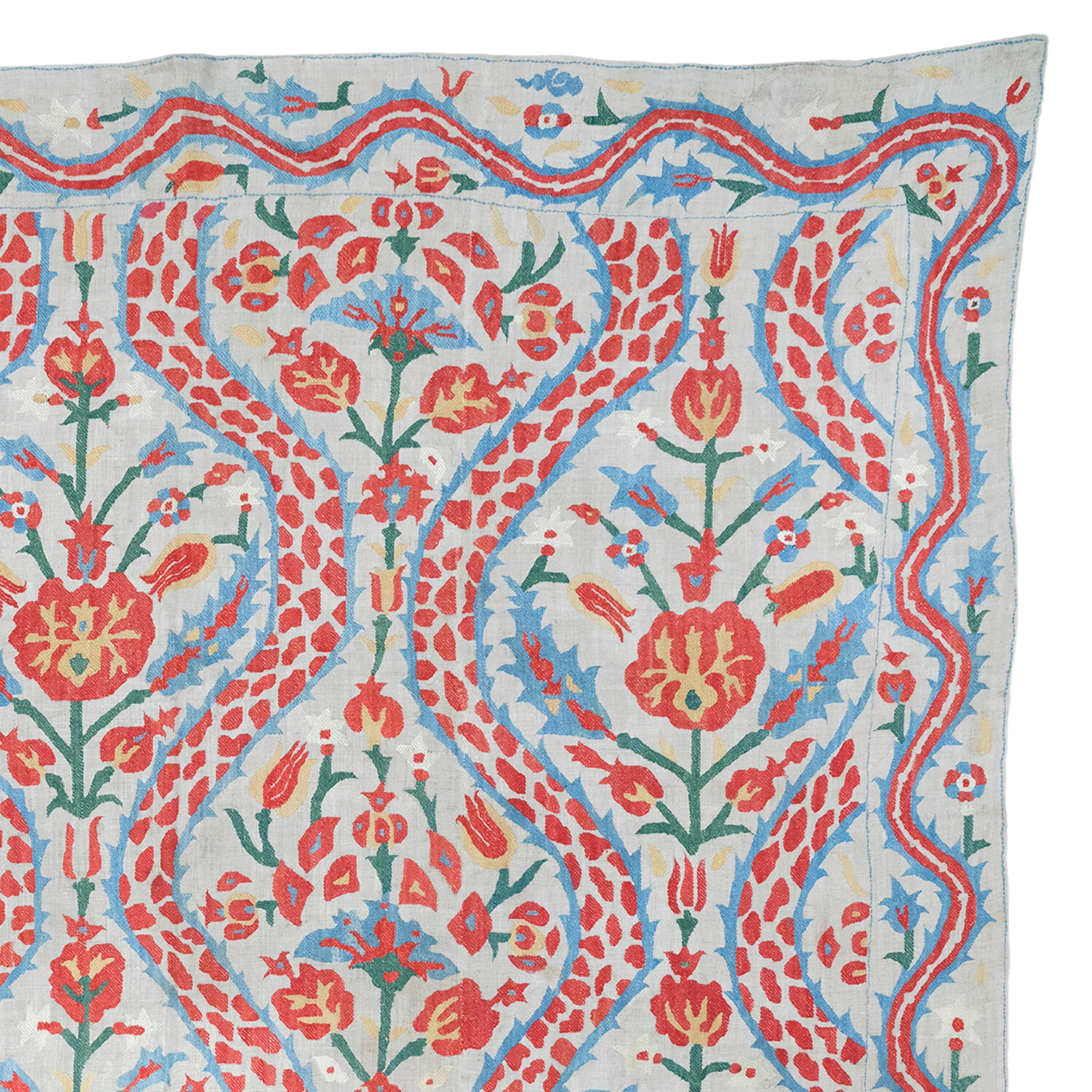 17th Century Ottoman Textile - Antique Ottoman Rug, Antique Textile In Good Condition For Sale In Sultanahmet, 34