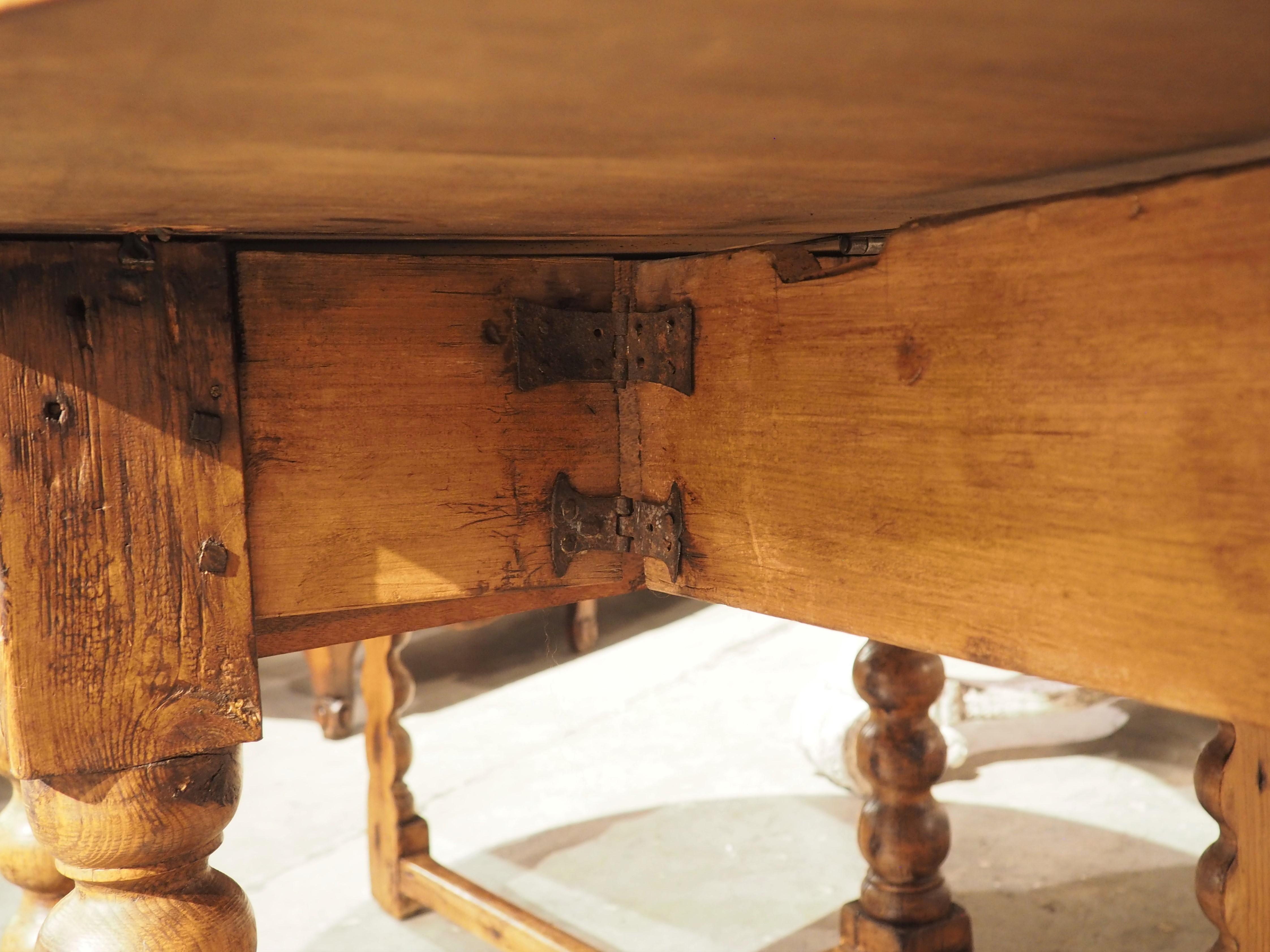 English 17th Century Oval Gate Leg Table from England