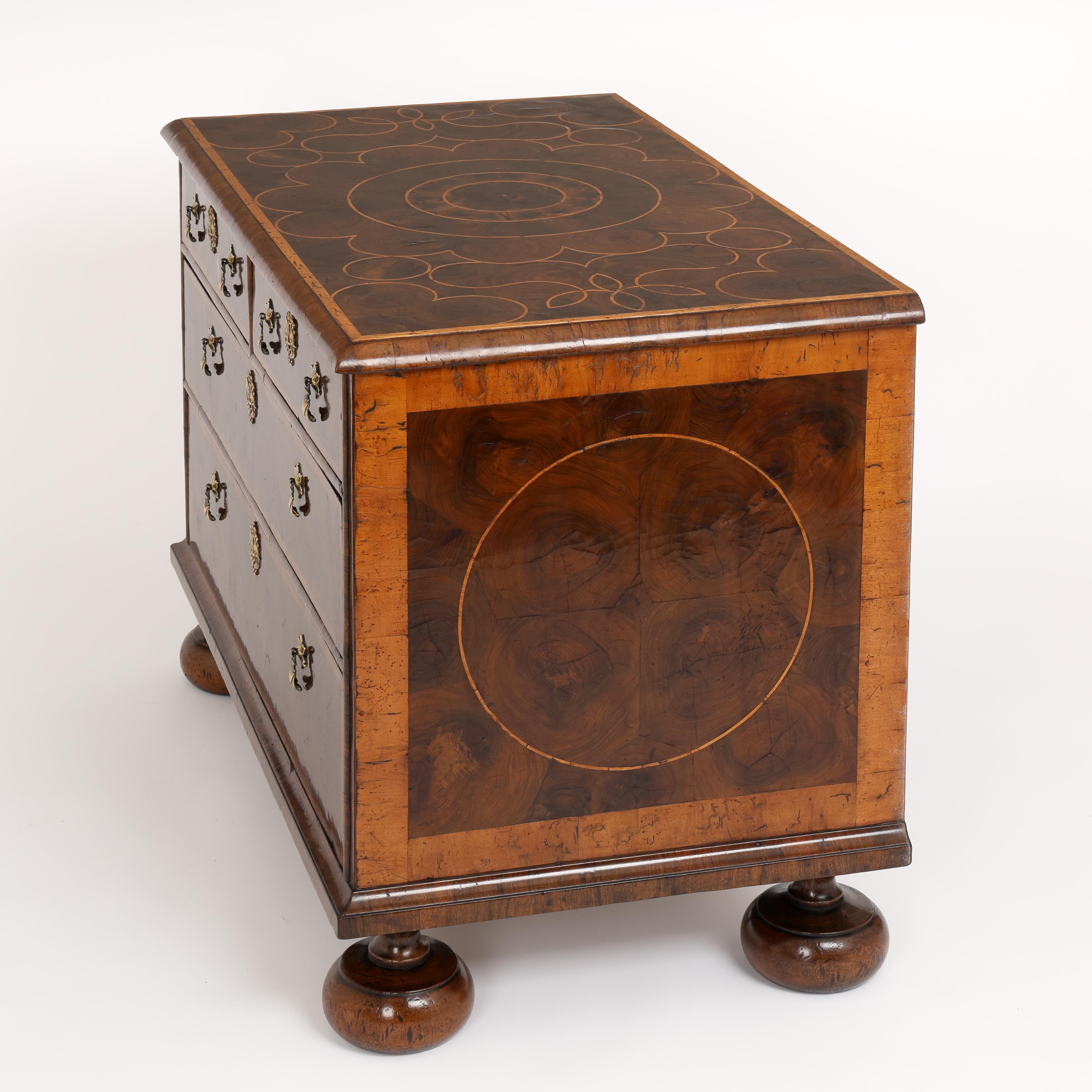 Baroque 17th Century Oyster Laburnum Low Chest of drawers For Sale