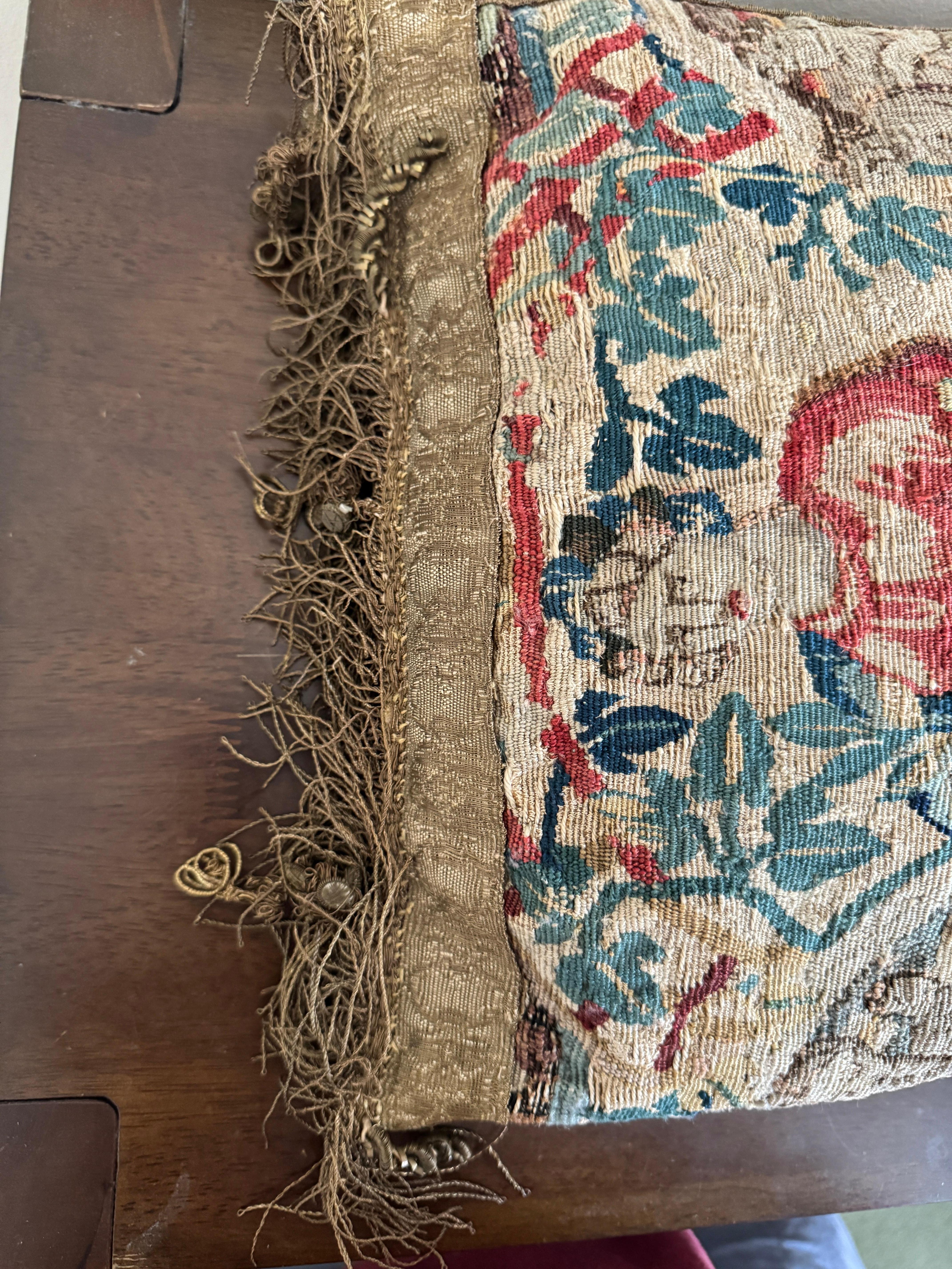 17th Century Pair Of Flemish Tapestry Fragment Pillows In Fair Condition For Sale In Basildon, GB