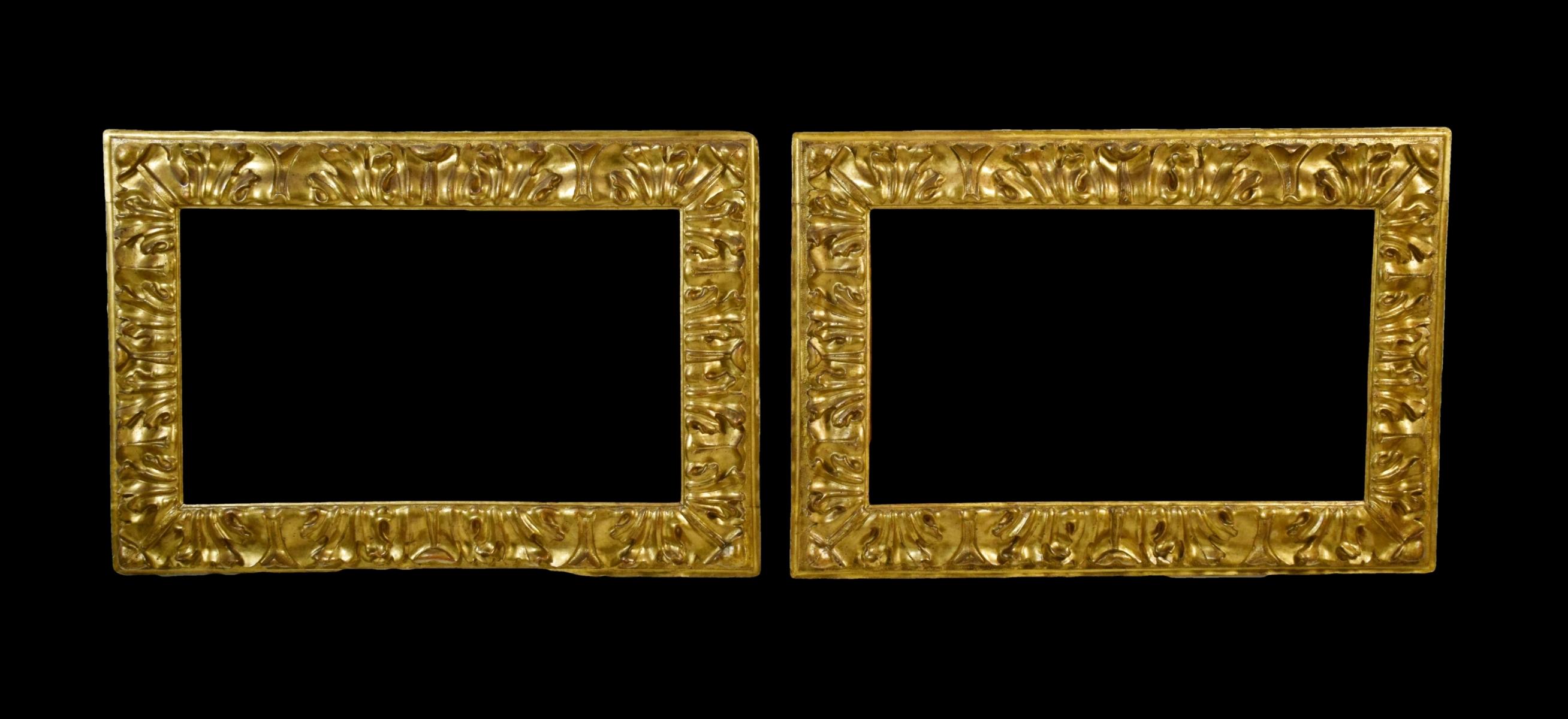 Hand-Carved 17th Century, Pair of Italian Carved Giltwood Frames