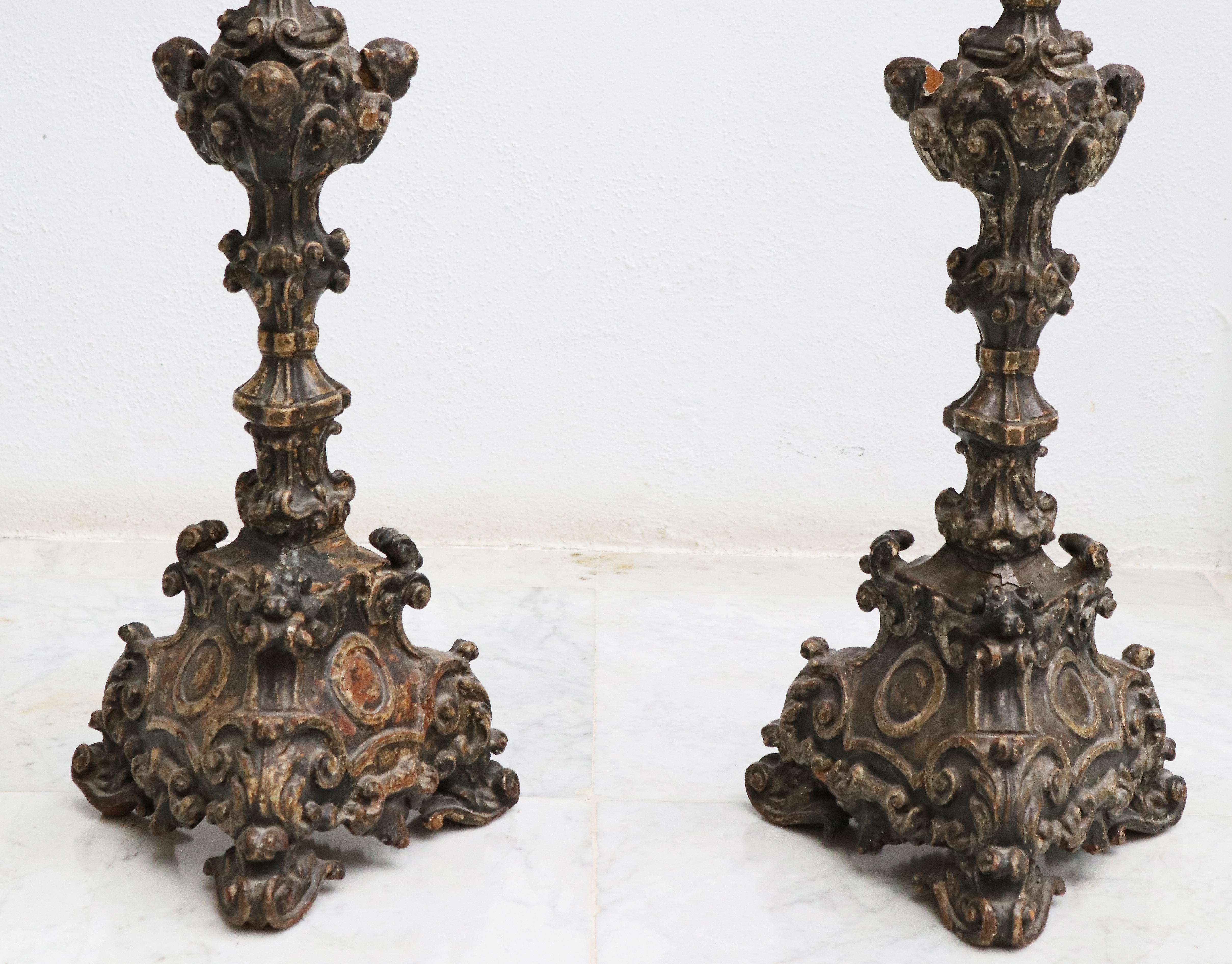 17th Century Pair of Italian Wooden Pricket Sticks For Sale 1