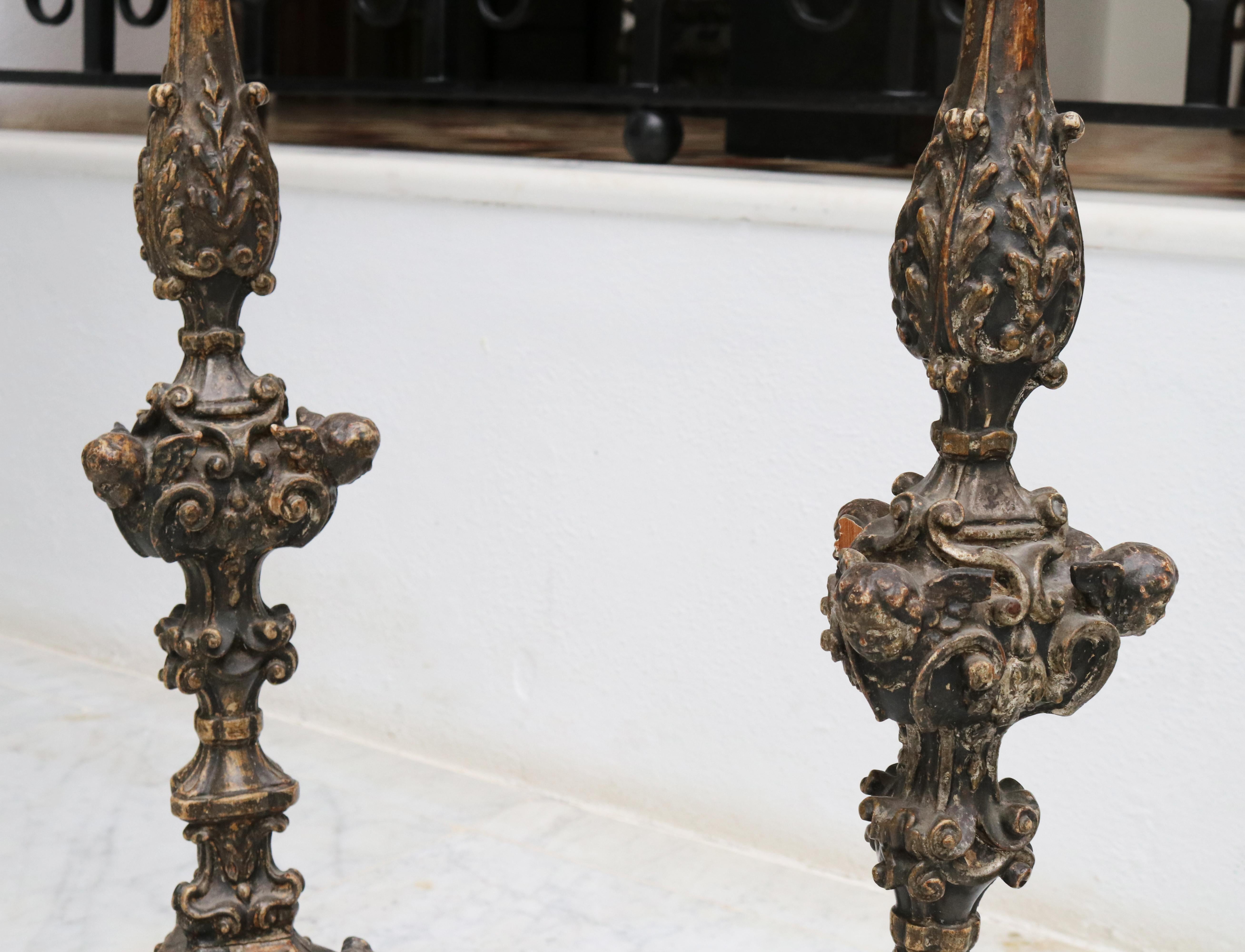17th Century Pair of Italian Wooden Pricket Sticks For Sale 2
