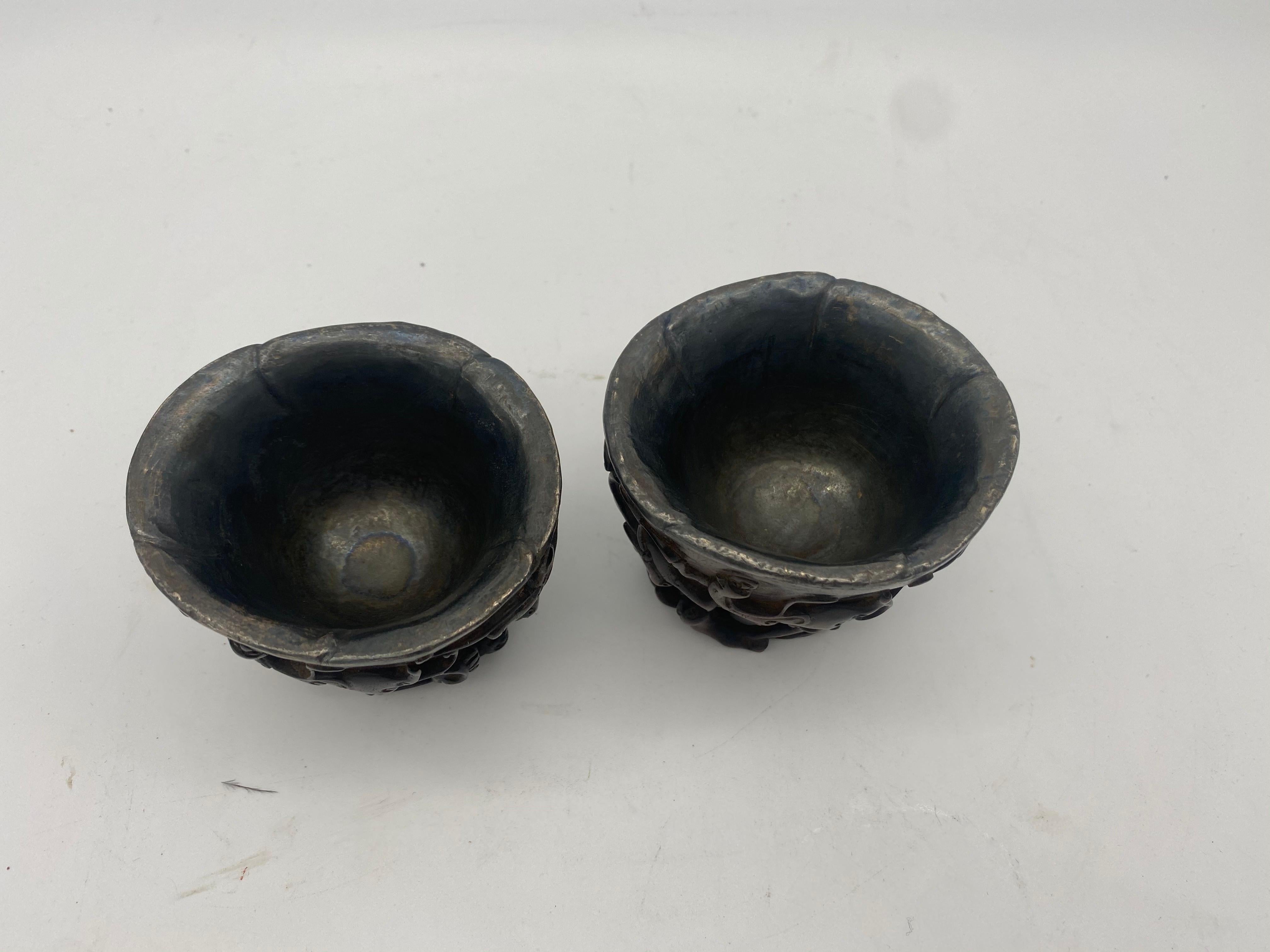 Silvered 17th Century Pair of Ming Dynasty Chinese ZiTan Inlaid Silver Cups For Sale