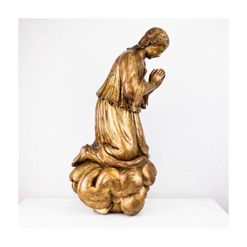 Italian 17th Century Pair of Praying Angels Sculpture Wood
