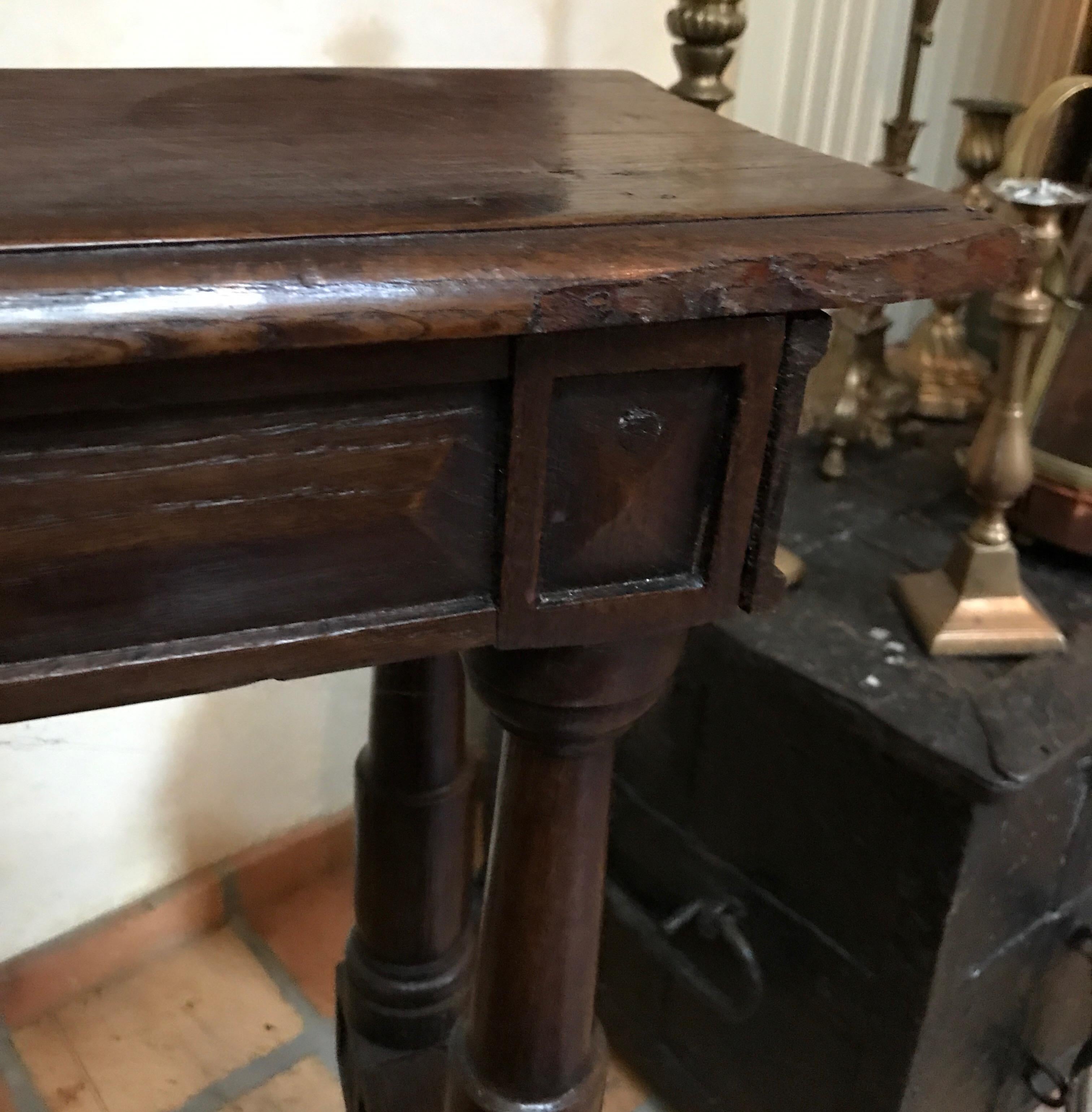 17th Century Pew Church Bench Oak In Excellent Condition In Diest, Vlaams Brabant