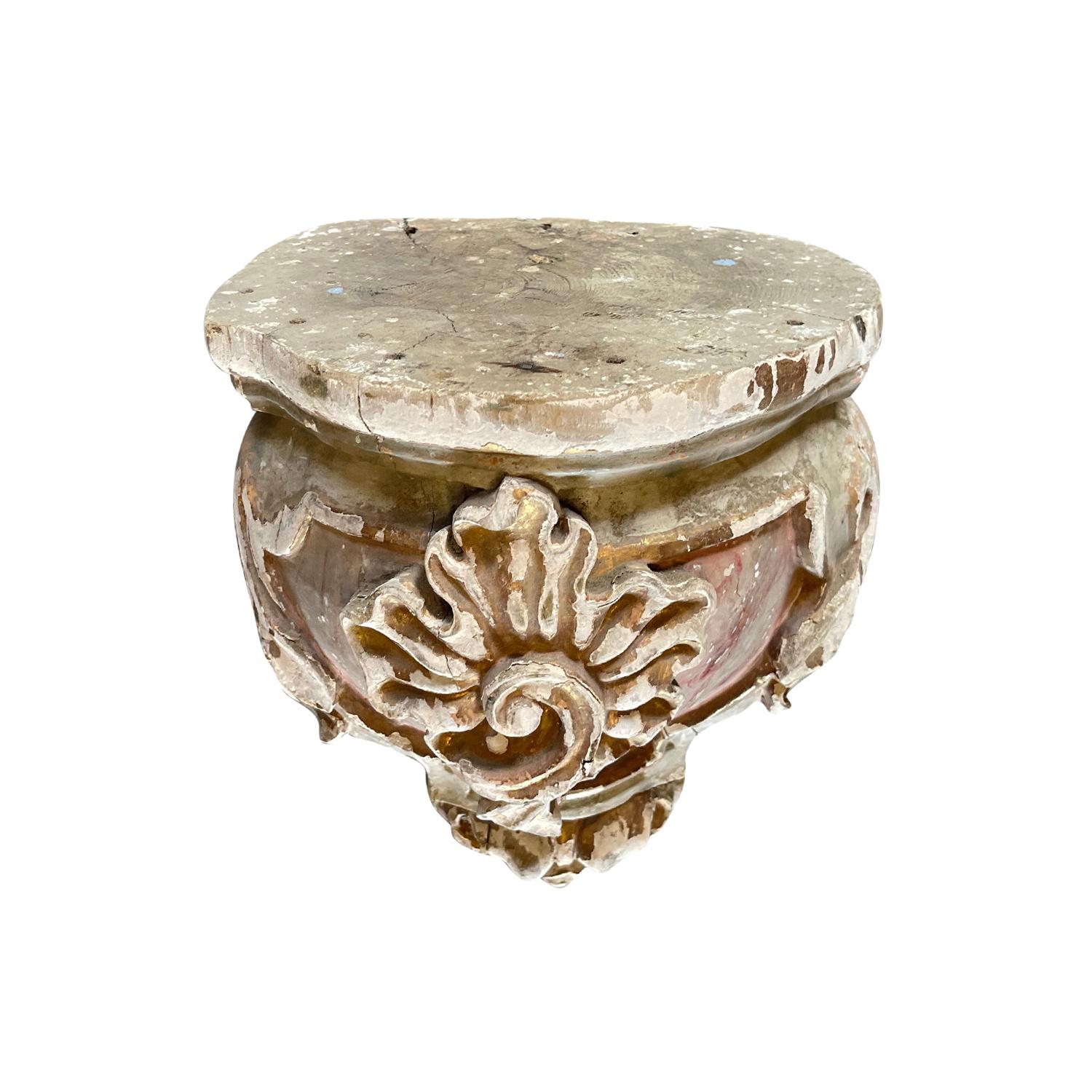 18th Century and Earlier 17th Century Portuguese Baroque Gilded Pinewood Wall fragment - Antique Décor For Sale