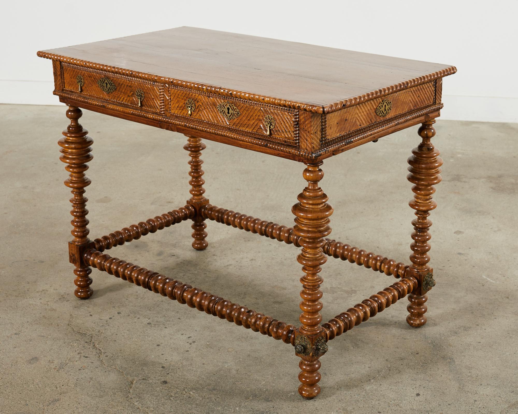 17th Century Portuguese Baroque Rosewood Library Center Table In Good Condition For Sale In Rio Vista, CA