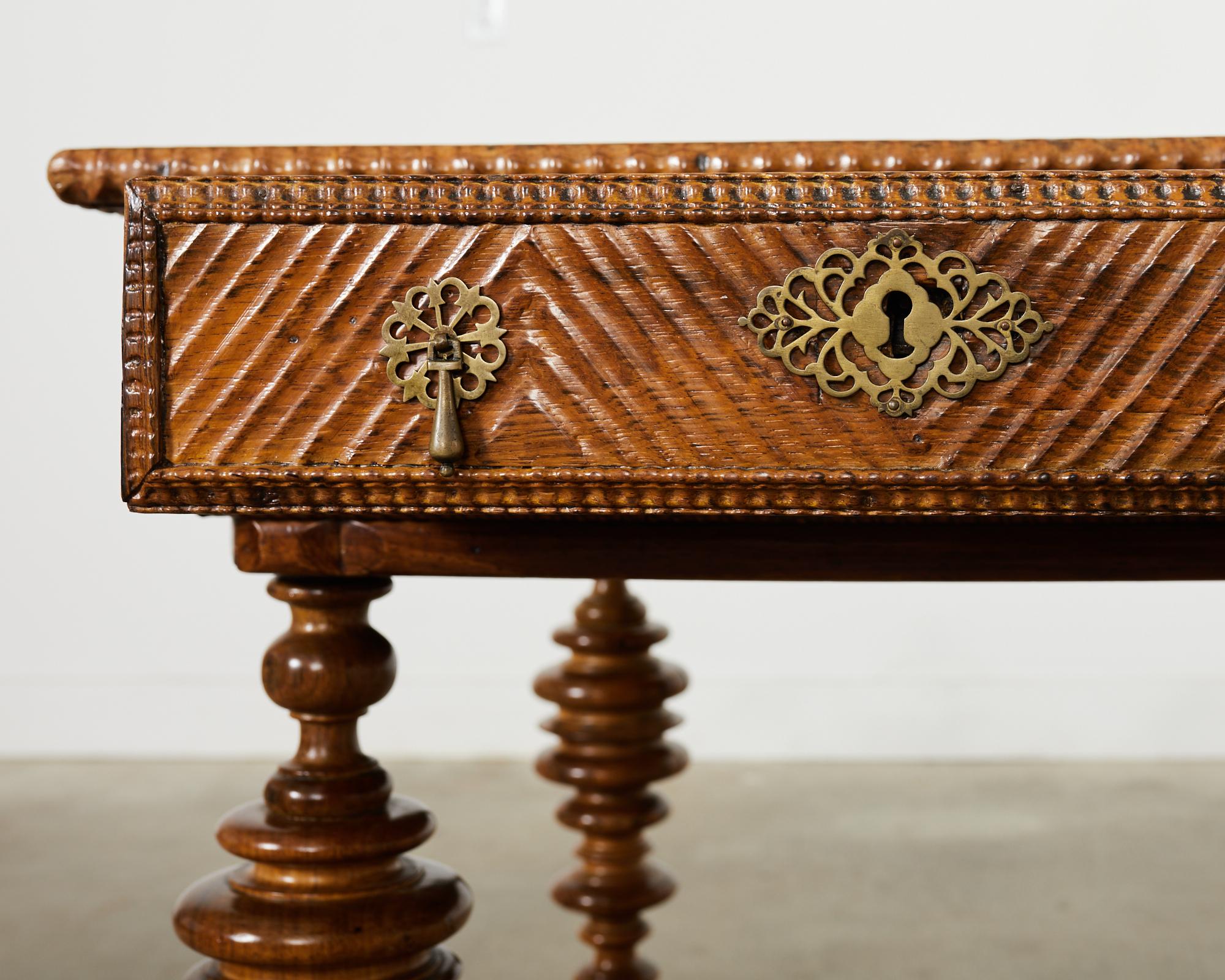 17th Century Portuguese Baroque Rosewood Library Center Table For Sale 3