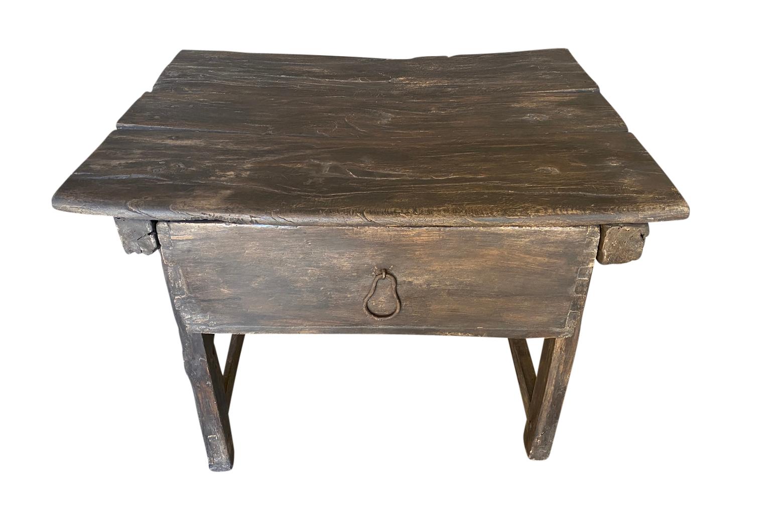 17th Century Portuguese Side Table In Good Condition For Sale In Atlanta, GA