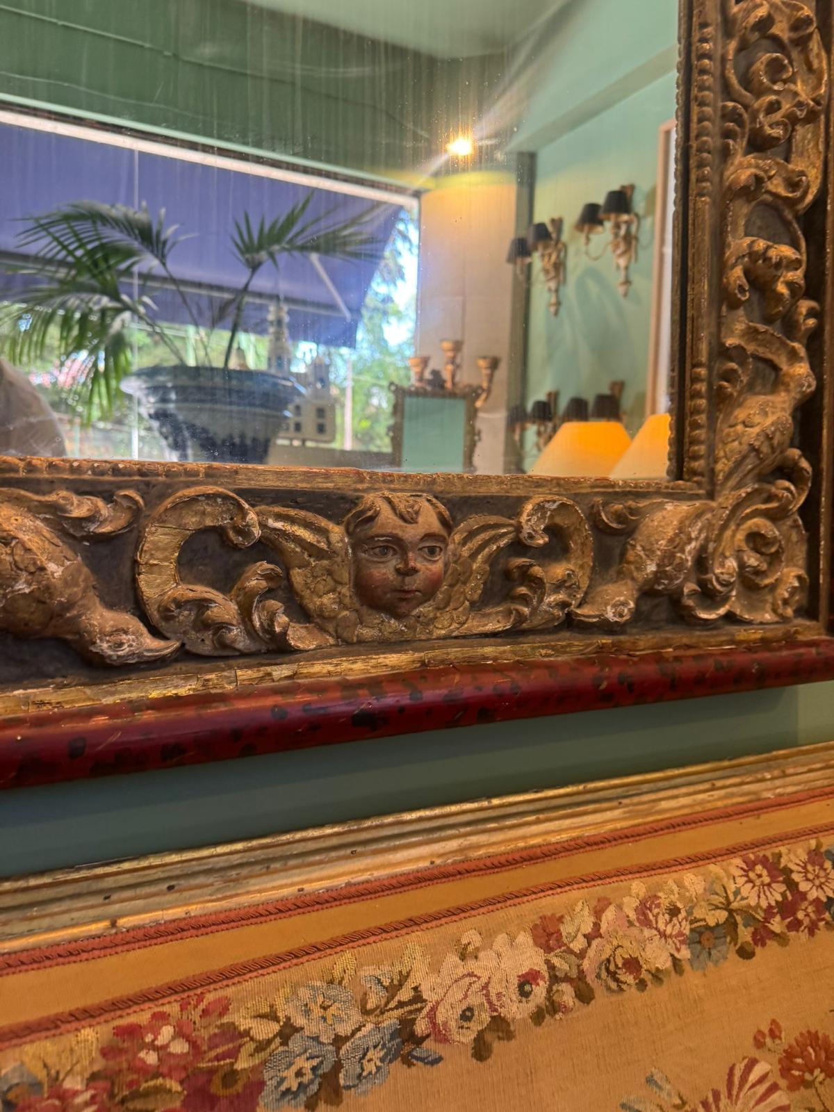 XVIIIe siècle et antérieur Miroir en bois portugais du 17e siècle en vente