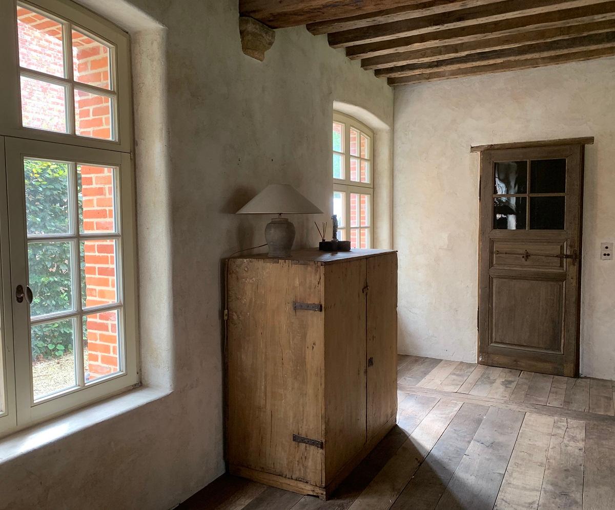 Hand-Crafted 17th Century Pyrinee Cupboard