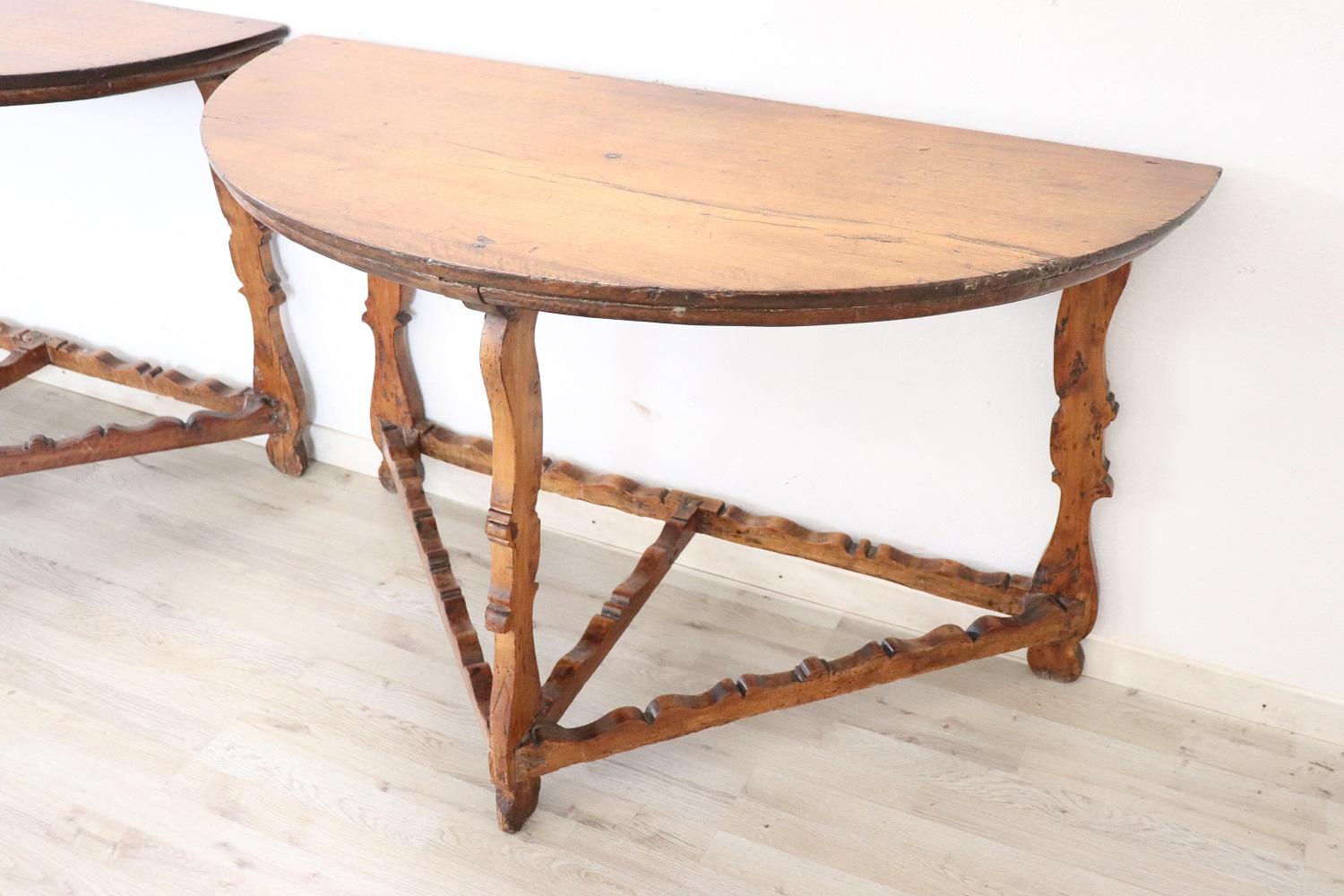 Italian 17th Century Rare Antique Pair of Console Table Convertible into a Round Table