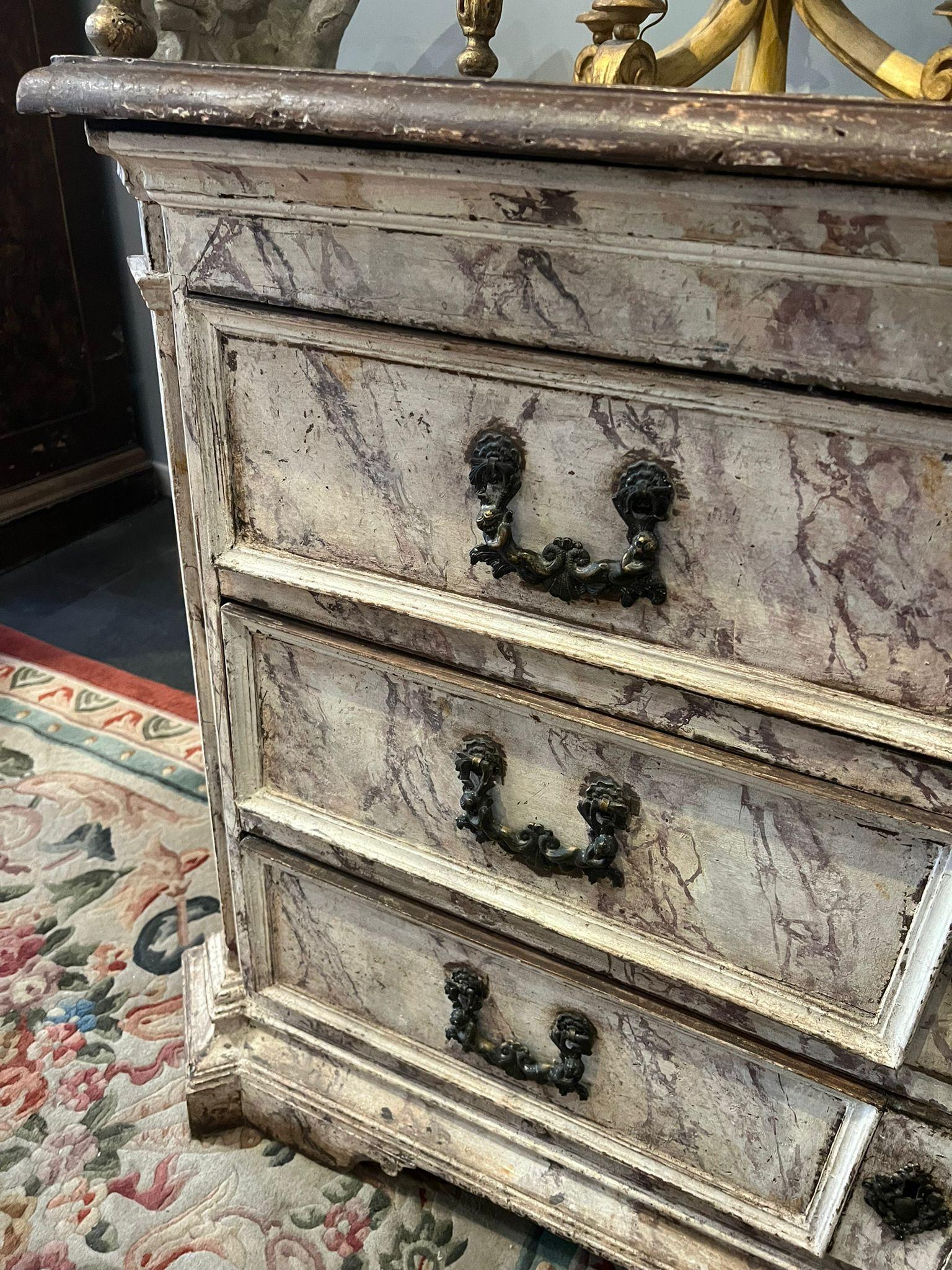 Italian 17th Century Rare Chest Of Drawers Painted With Faux Marble