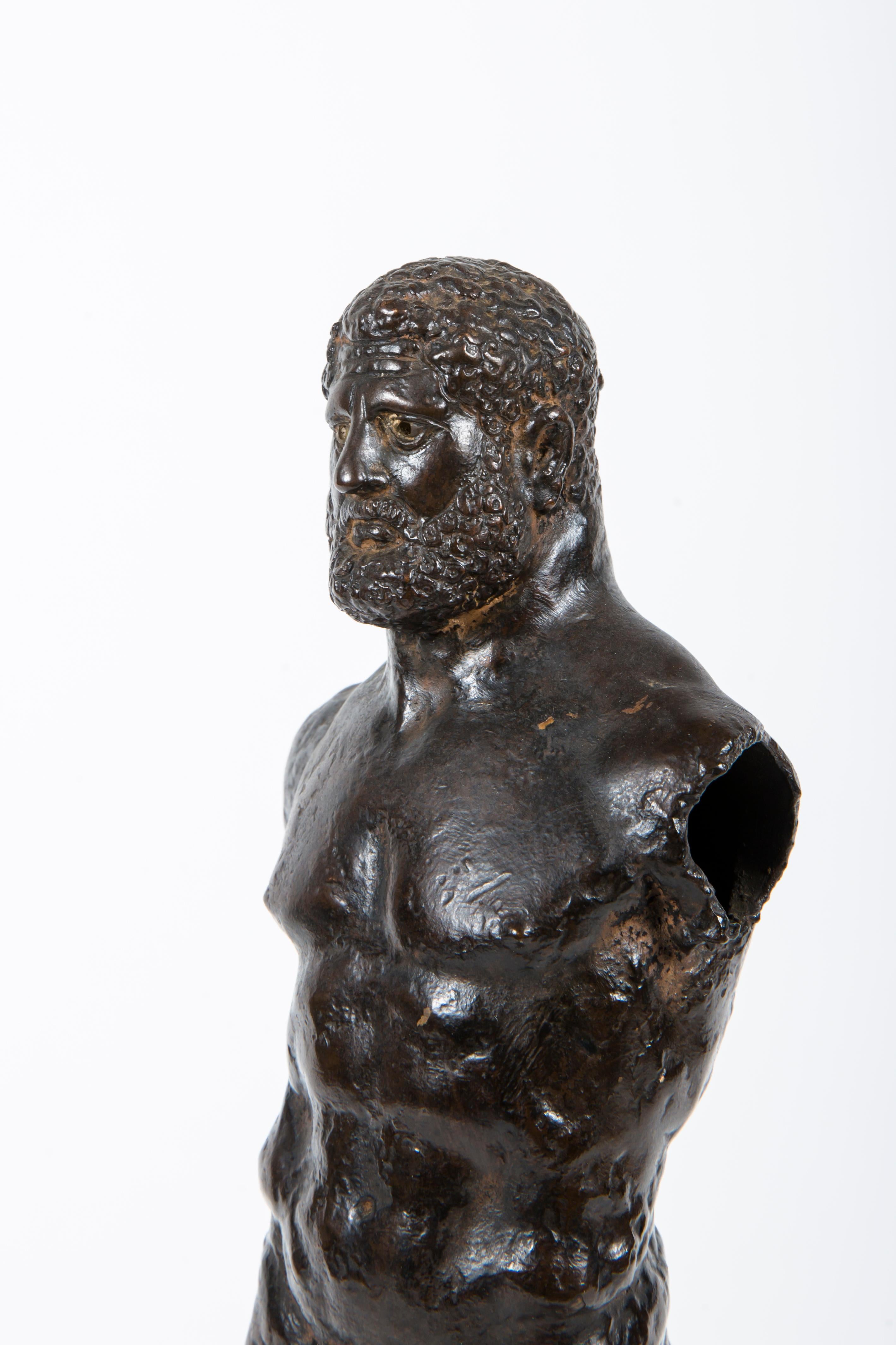 17th Century Renaissance Patinated Bronze Figure of Hercules In Good Condition In New York, NY