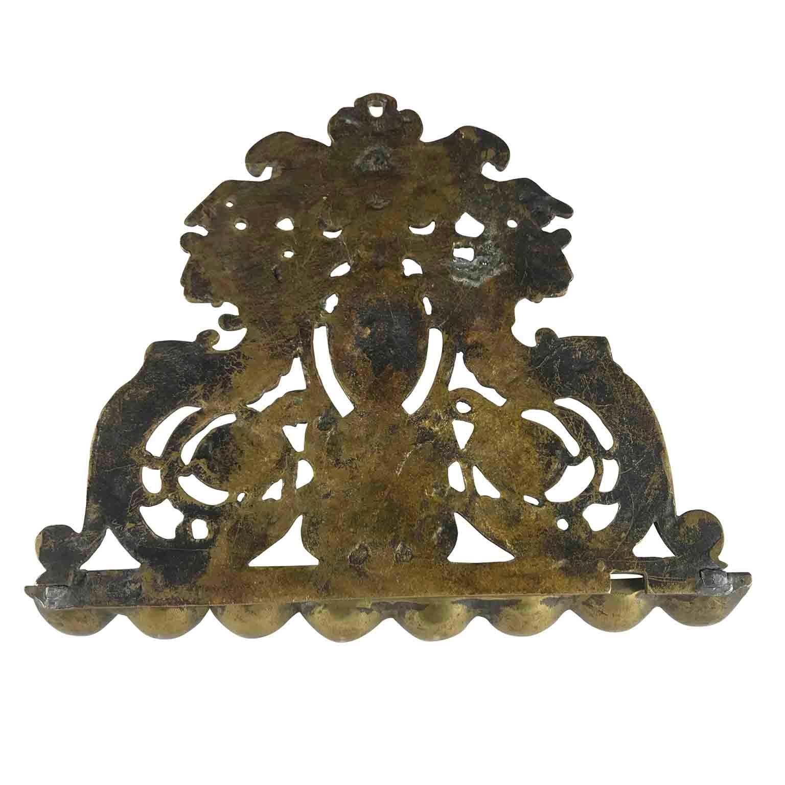 17th Century Renaissance Italian Bronze Hanukkah Lamp Menorah 7