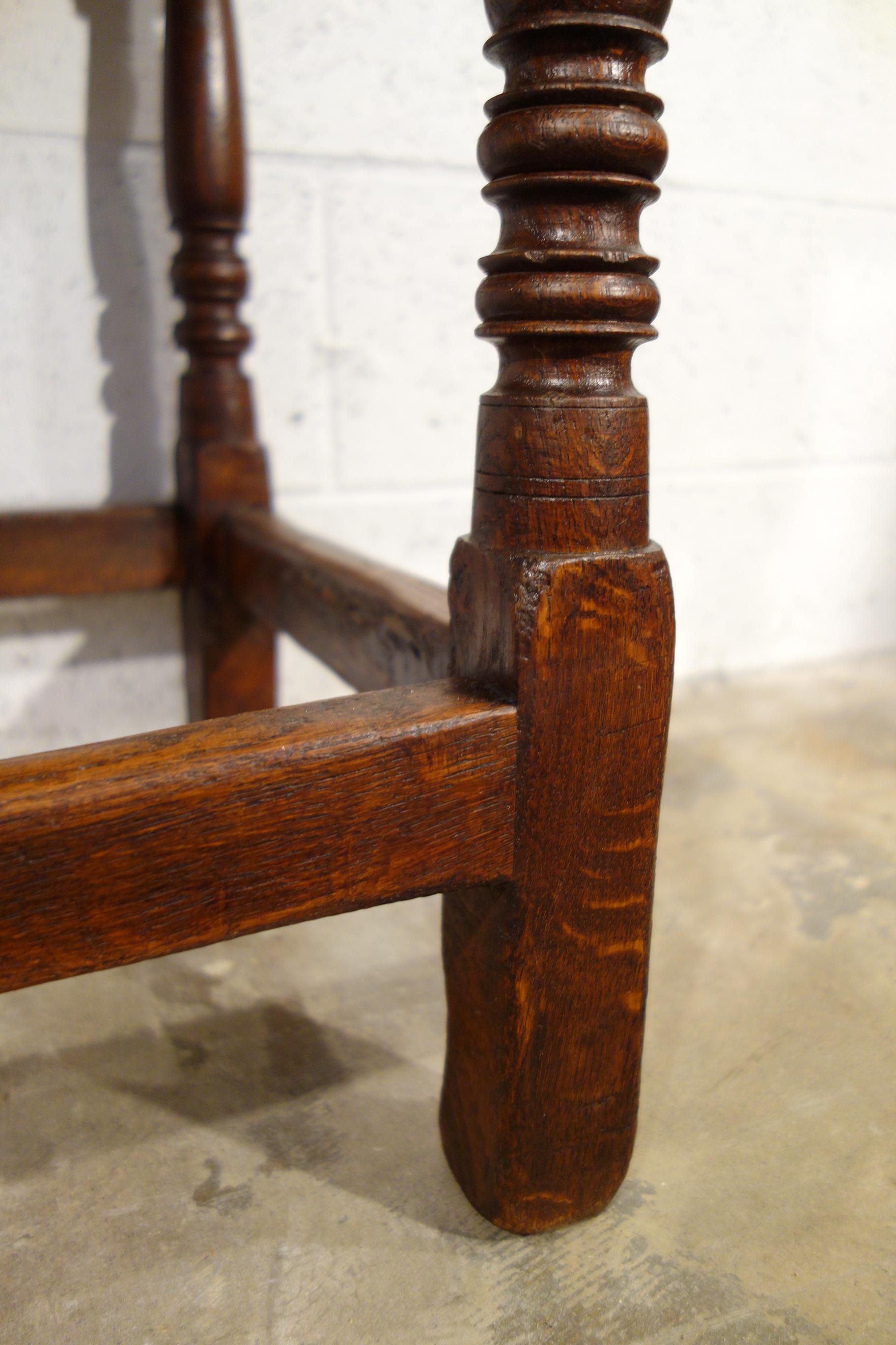 17th Century Renaissance Italian Chestnut Leggio Music Desk, Base Lectern Table 5