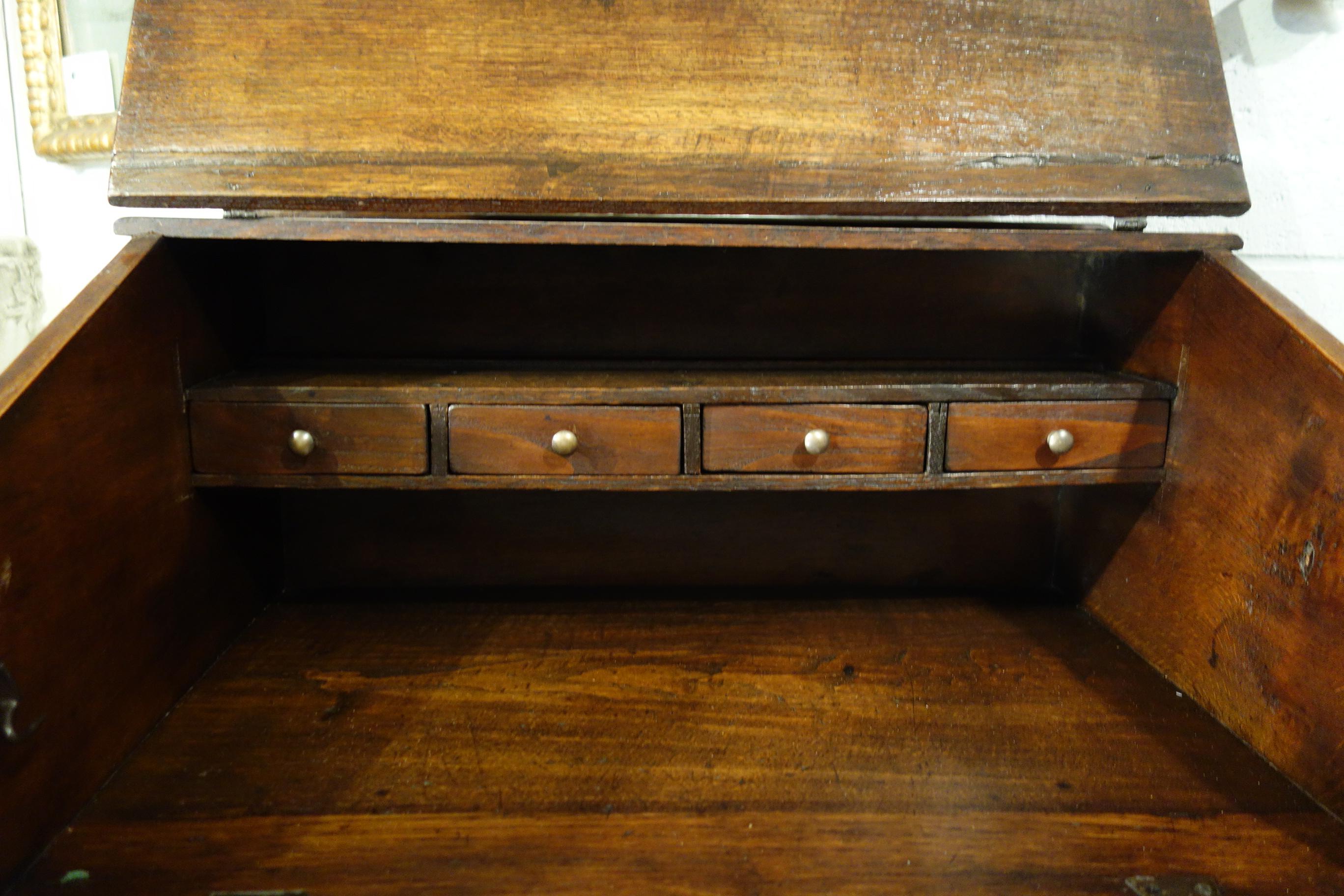 17th Century Renaissance Italian Chestnut Leggio Music Desk, Base Lectern Table 11