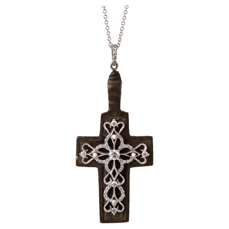 17th Century Russian Orthodox Cross Necklace For Sale at 1stDibs