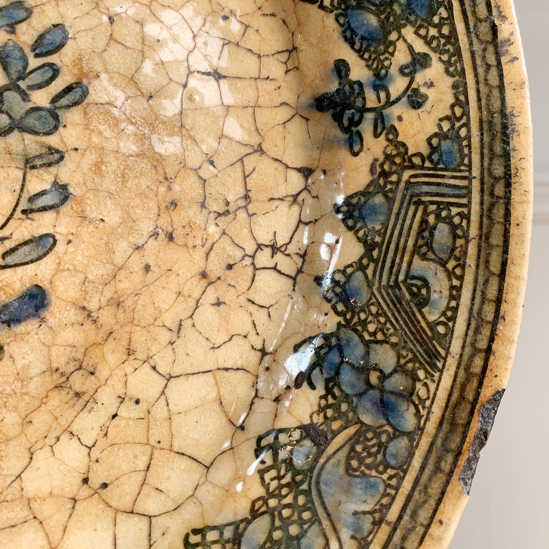 Islamic 17th Century Safavid Blue Pottery Dish For Sale