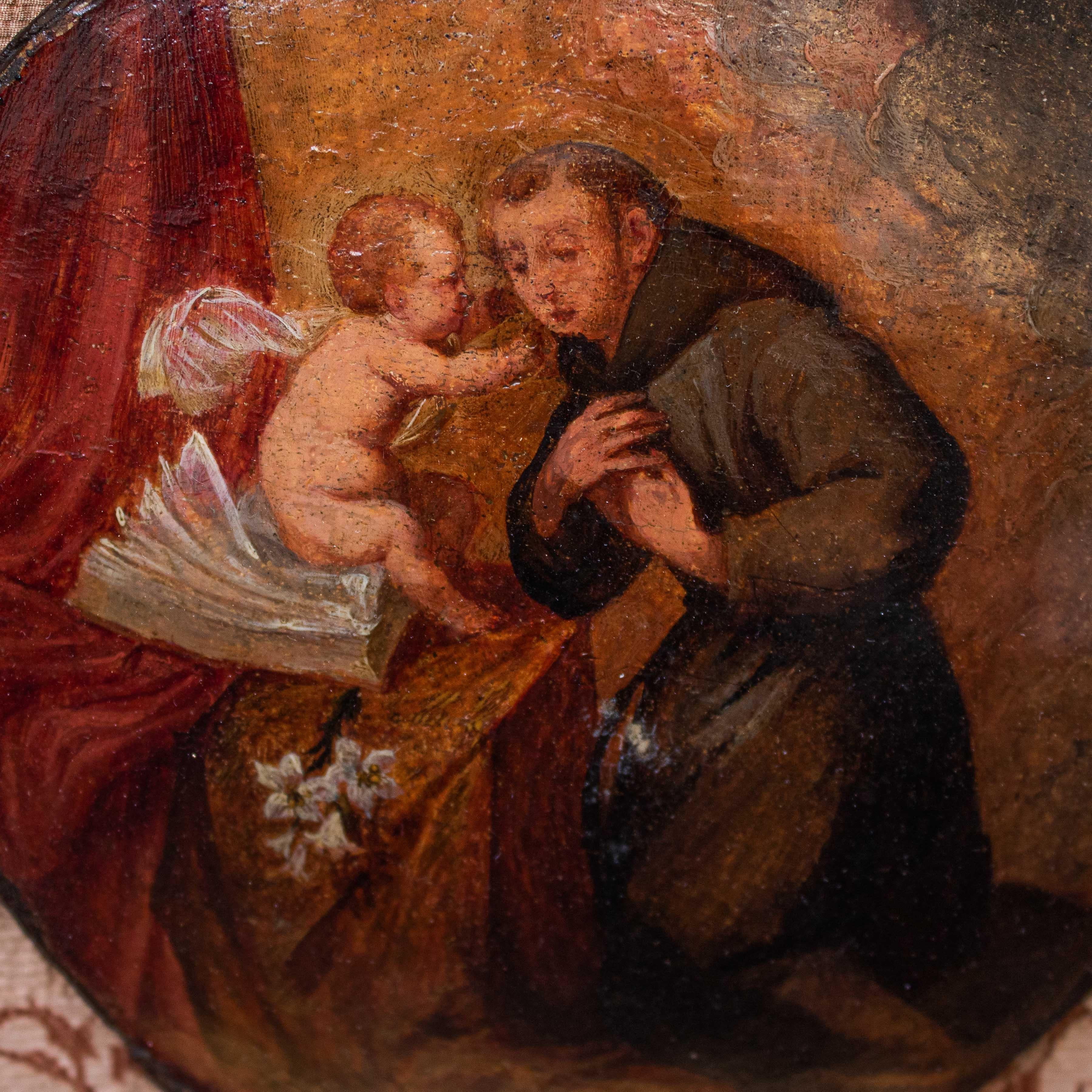 Italian 17th Century Saint Anthony of Padua with Child Jesus Painting Oil on Round Panel