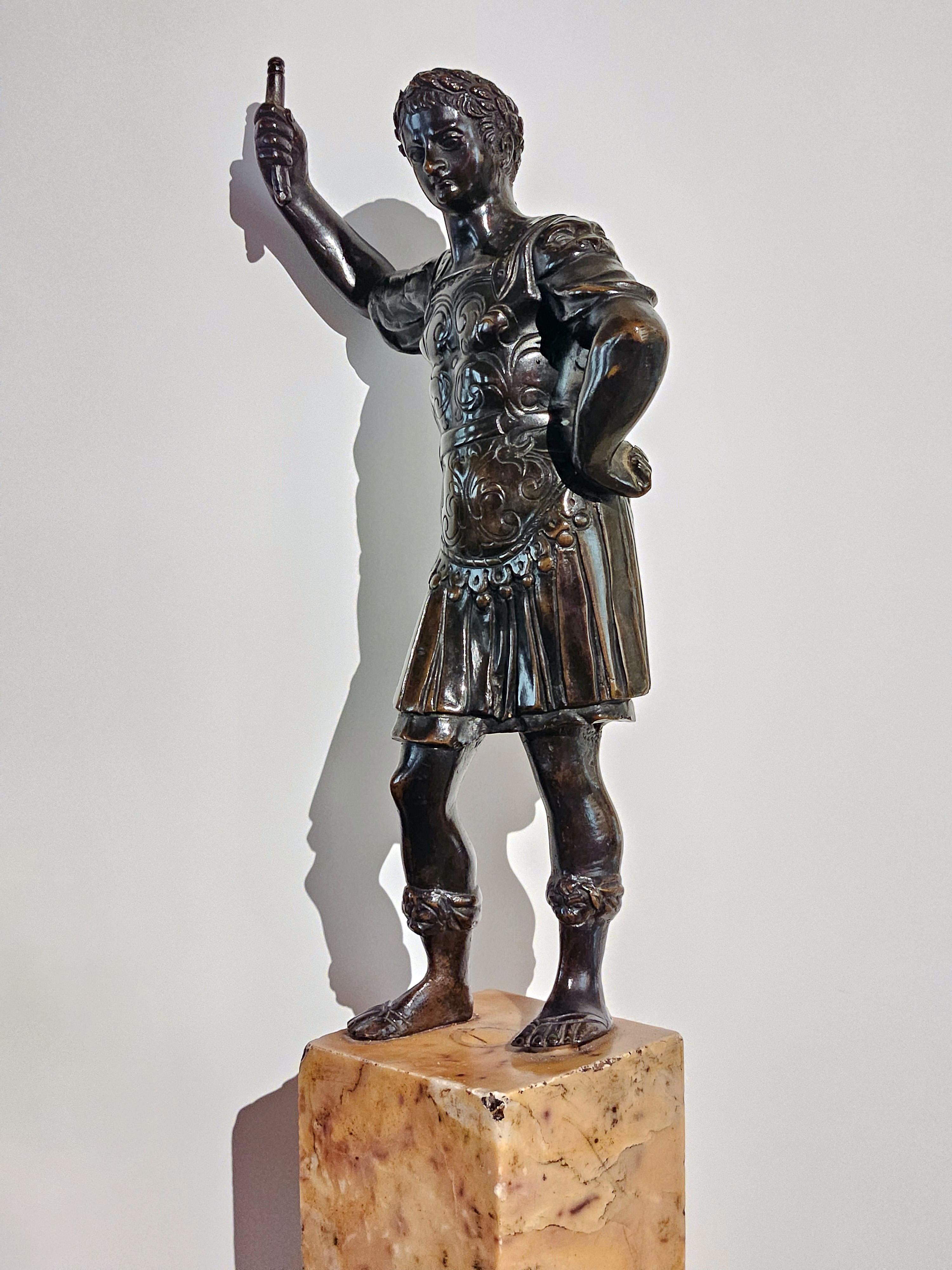 17th Century sculpture of a Roman Emperor In Good Condition For Sale In Ramillies, BE