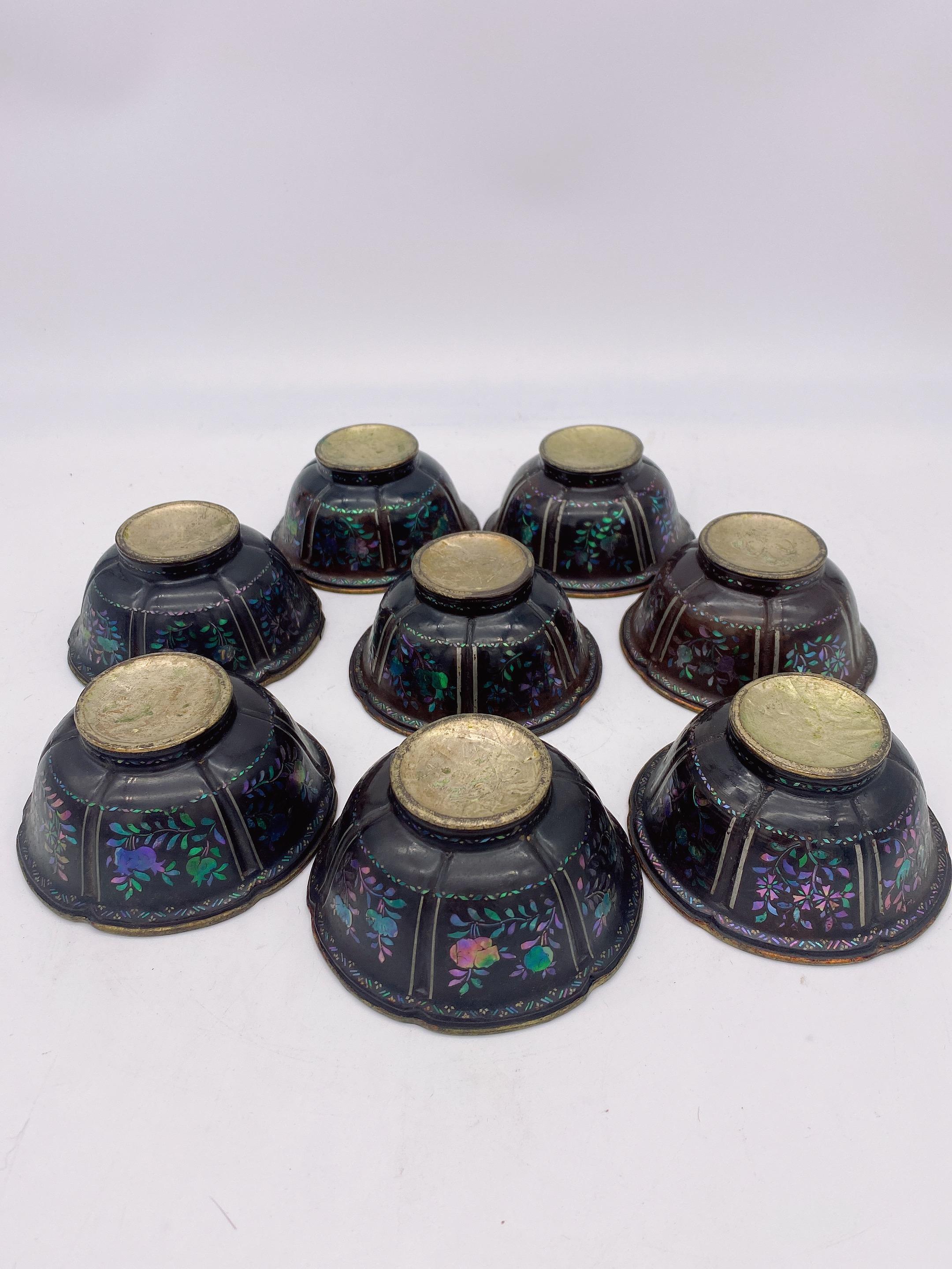 Lacquered 18th Century Set of 8 Chinese Silver Lacquer Bowls with Mother of Pearl Inlaid For Sale