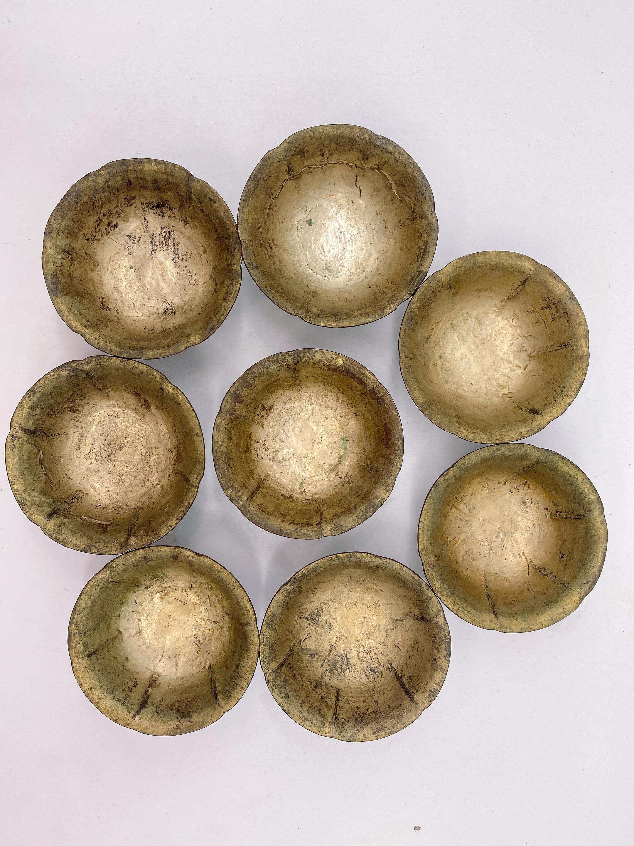 18th Century Set of 8 Chinese Silver Lacquer Bowls with Mother of Pearl Inlaid For Sale 2