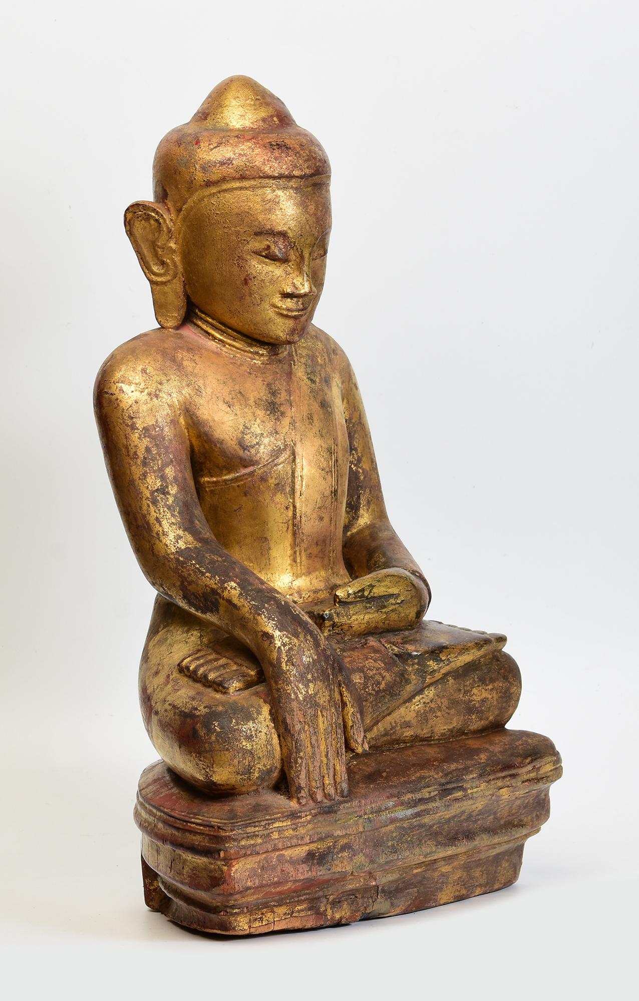 17th Century, Shan, Antique Burmese Wooden Seated Buddha For Sale 6
