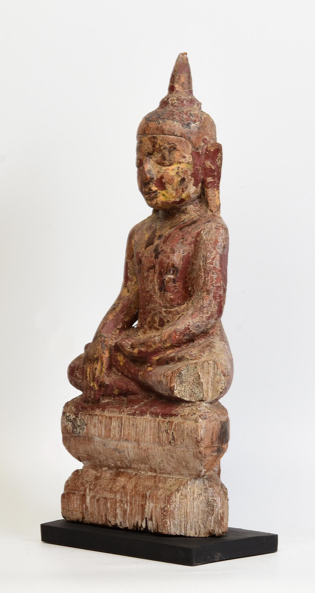 17th Century, Shan, Antique Burmese Wooden Seated Buddha For Sale 1