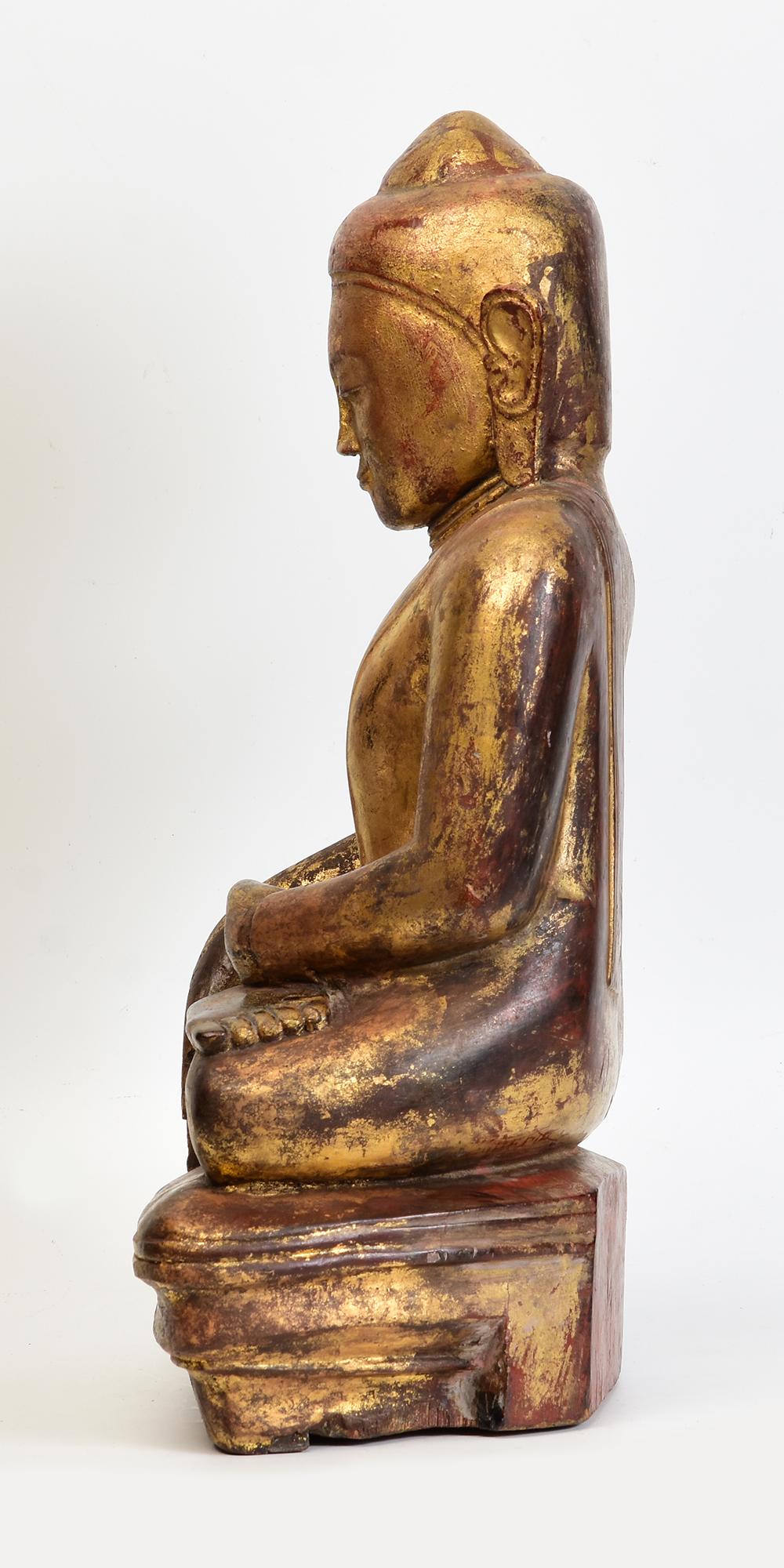 17th Century, Shan, Antique Burmese Wooden Seated Buddha For Sale 2