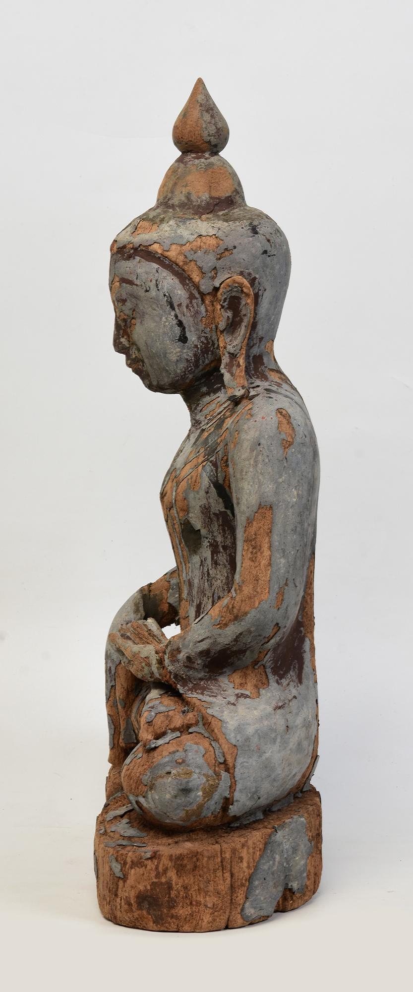Siglo XVII, Shan, Buda sentado de madera birmano antiguo Madera en venta