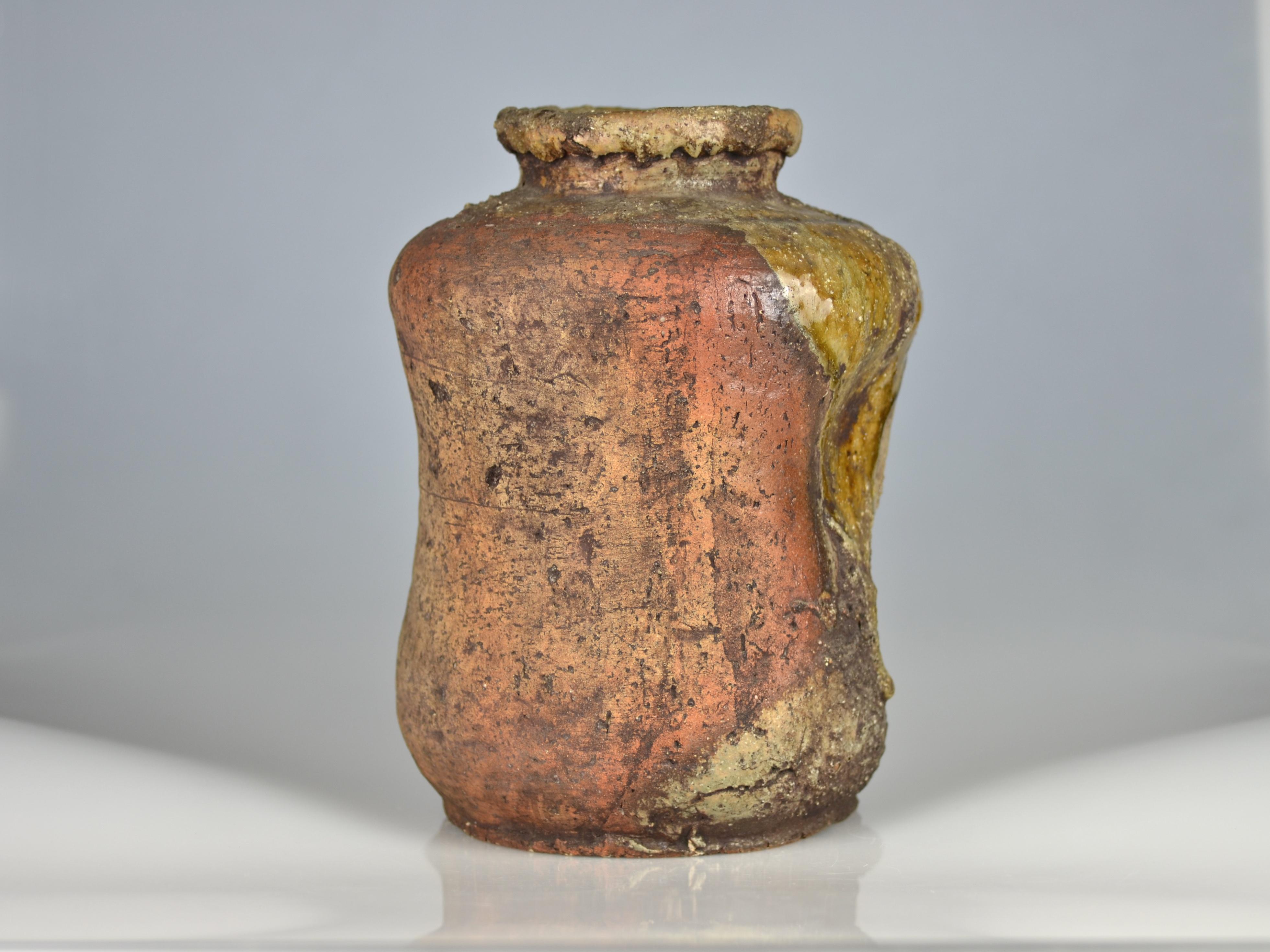 Edo 17th Century Shigaraki Storage Jar for Rice Crackers with Natural Ash Glaze For Sale