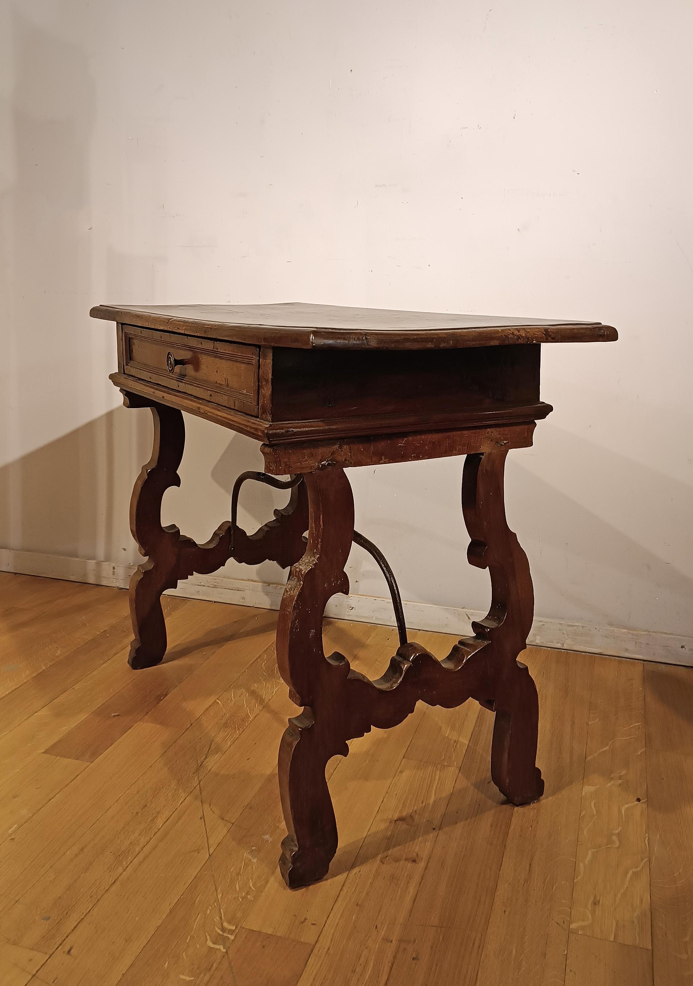 Hand-Carved 17th CENTURY SMALL WALNUT DESK For Sale