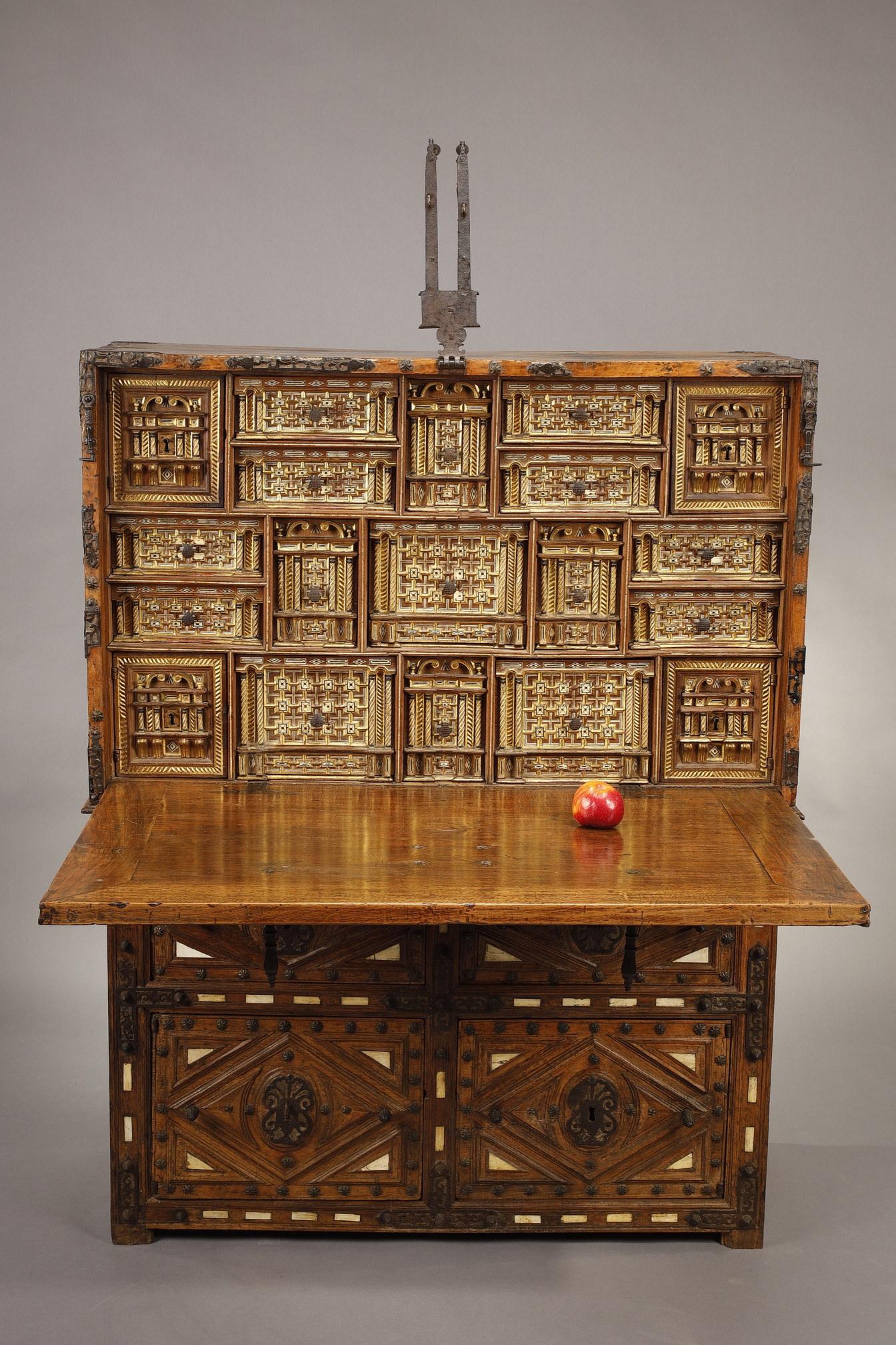 17th Century Spanish Bargueno and Taquillon in Walnut and Bone Marquetry 4