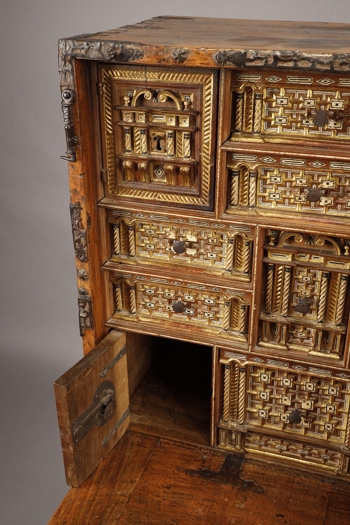 17th Century Spanish Bargueno and Taquillon in Walnut and Bone Marquetry 5