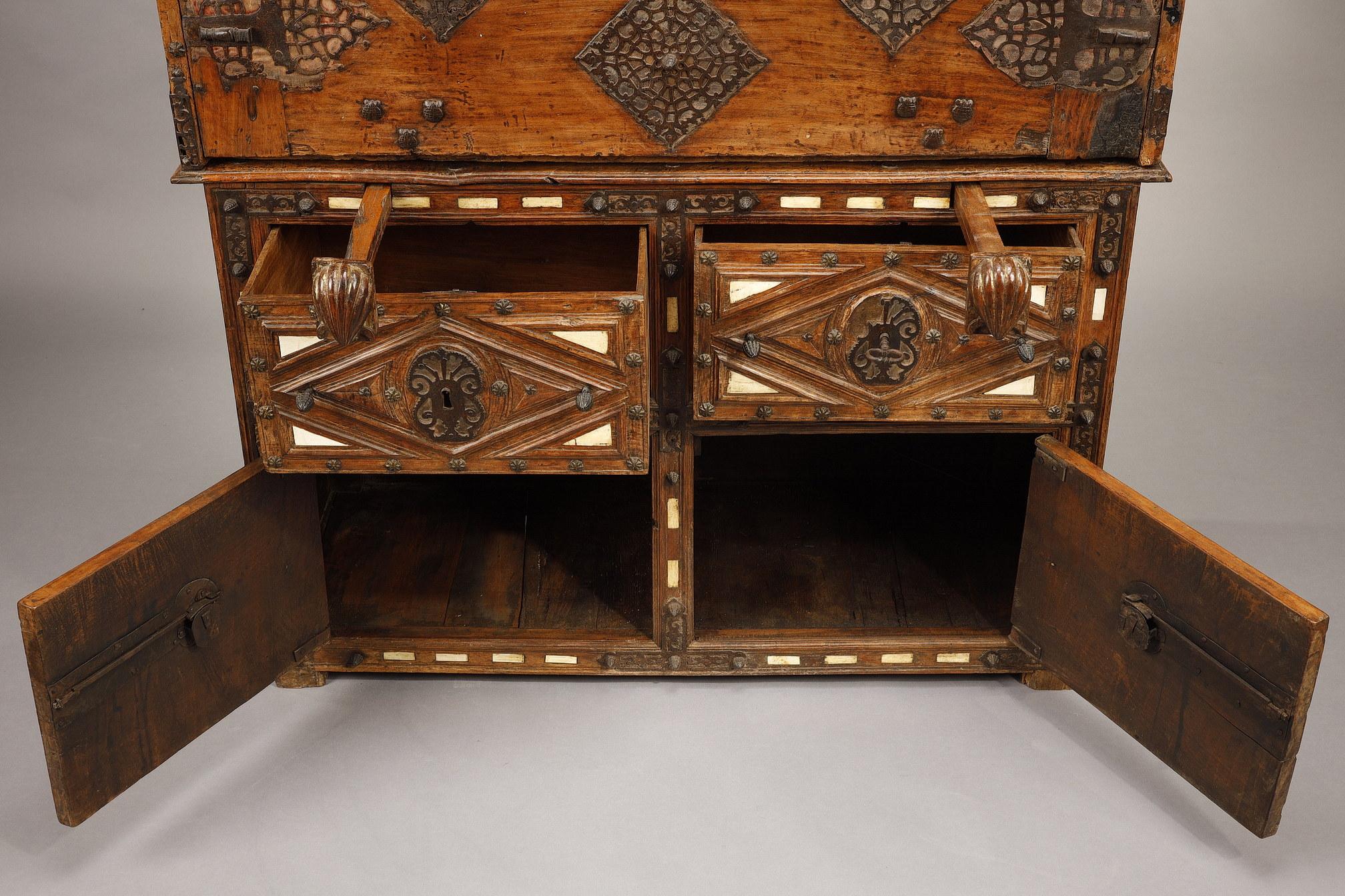 17th Century Spanish Bargueno and Taquillon in Walnut and Bone Marquetry 8