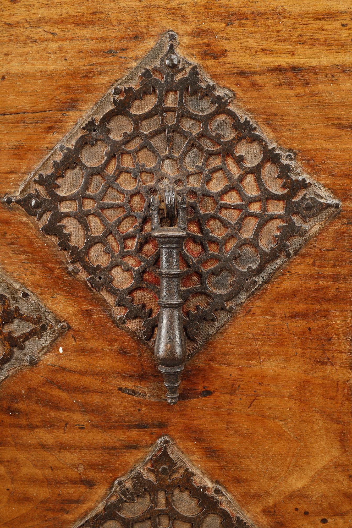 17th Century Spanish Bargueno and Taquillon in Walnut and Bone Marquetry 1