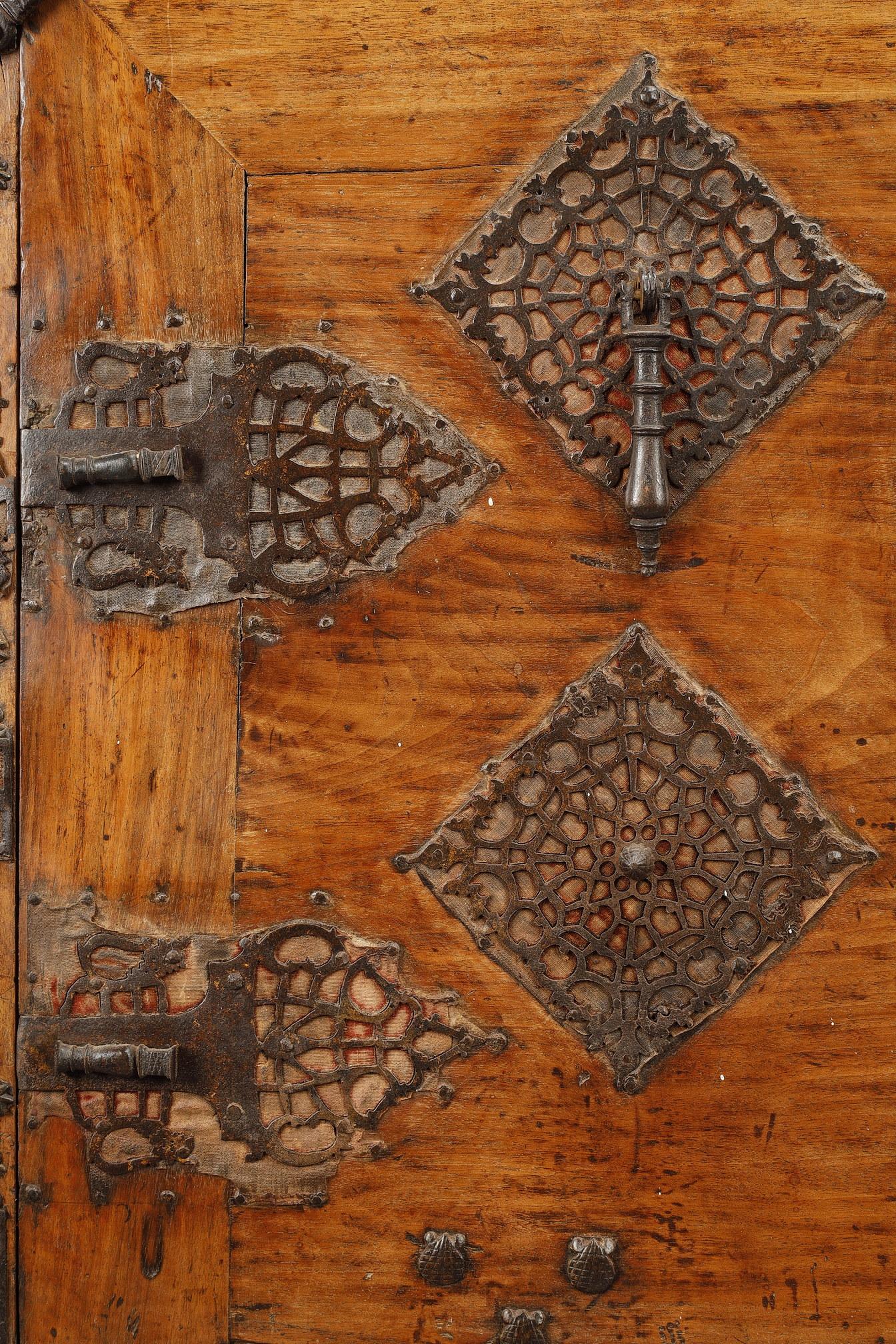 17th Century Spanish Bargueno and Taquillon in Walnut and Bone Marquetry 2