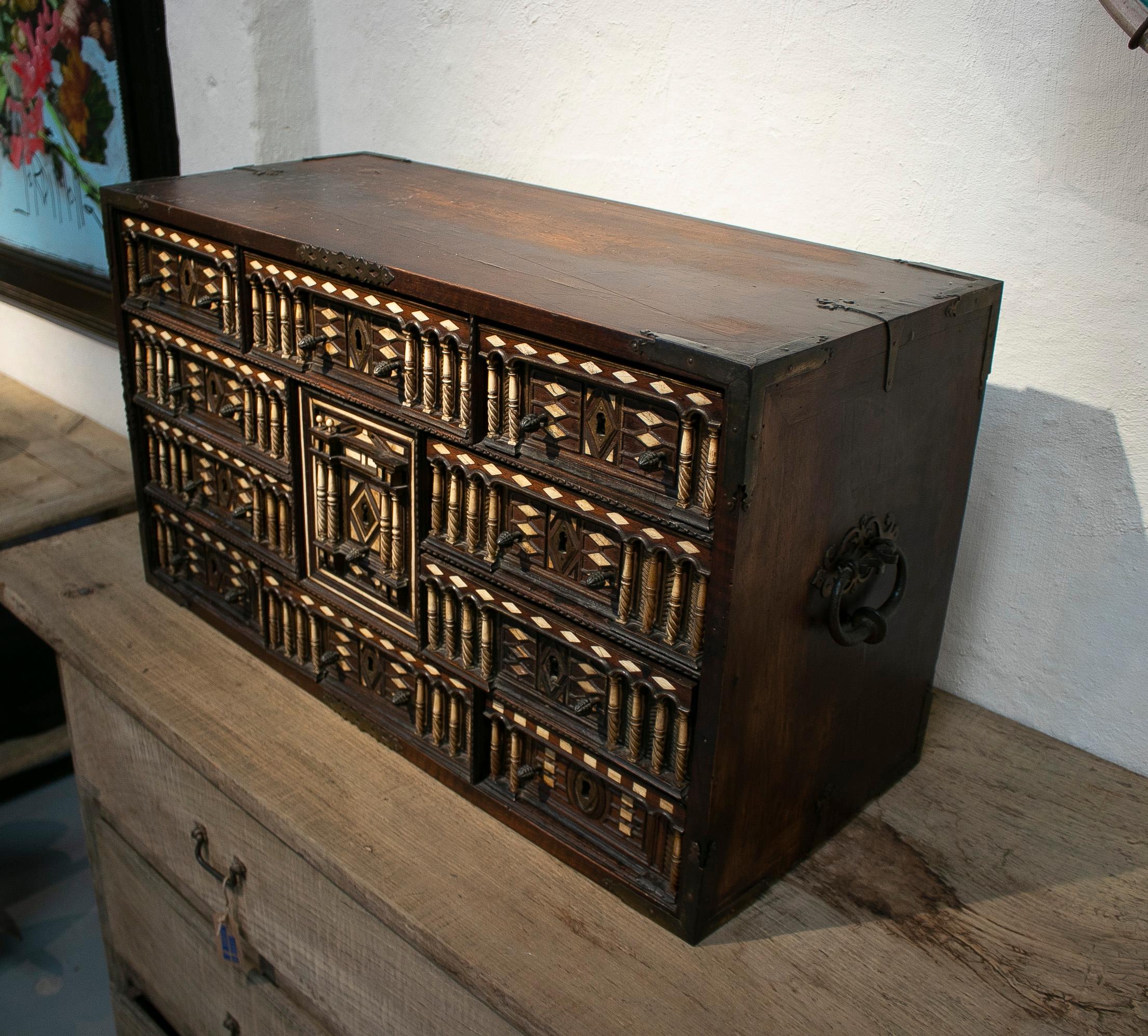 18th Century and Earlier 17th Century Spanish Bargueño Desk Hand Made 10-Drawer Wooden Portable Chest