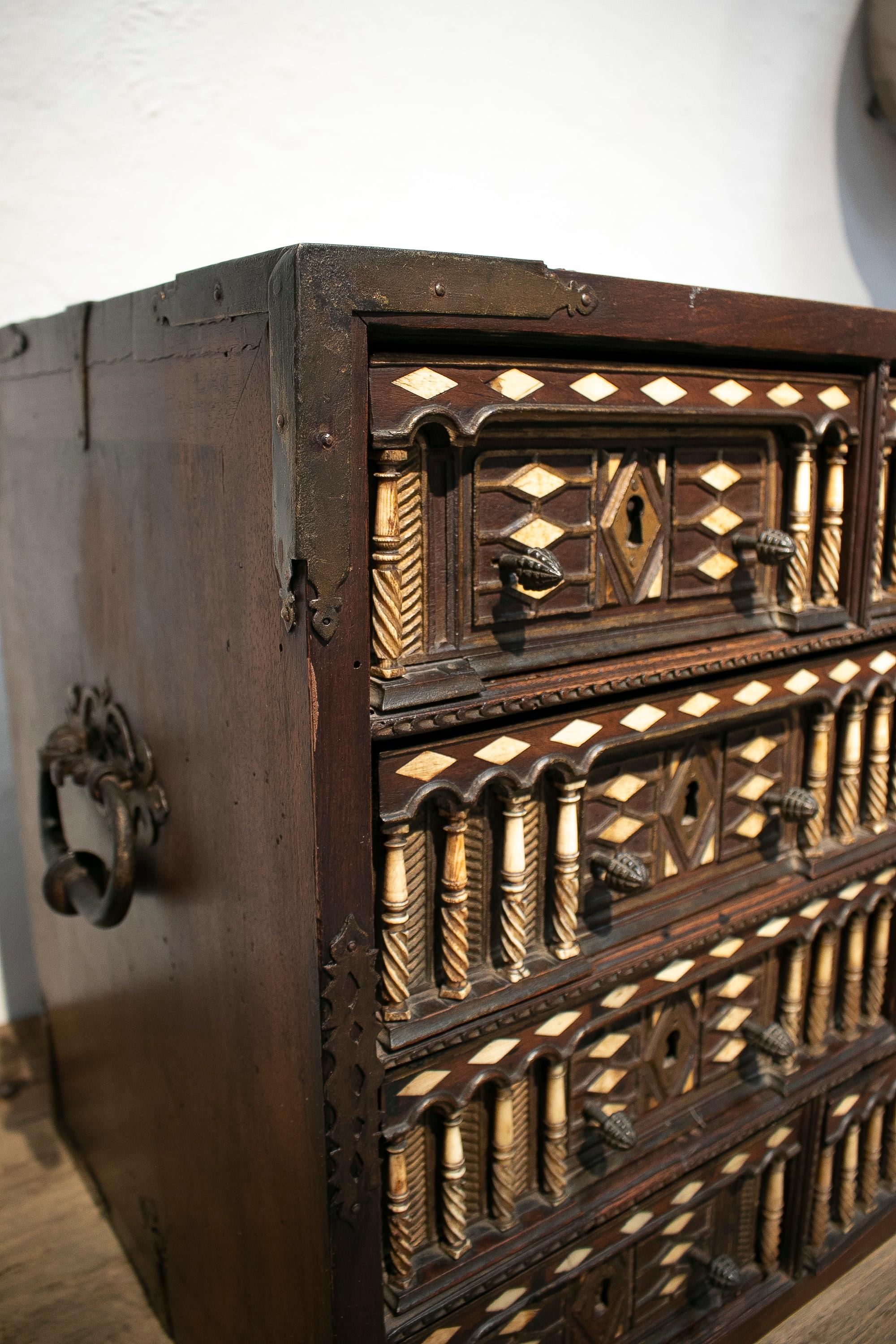 Iron 17th Century Spanish Bargueño Desk Hand Made 10-Drawer Wooden Portable Chest