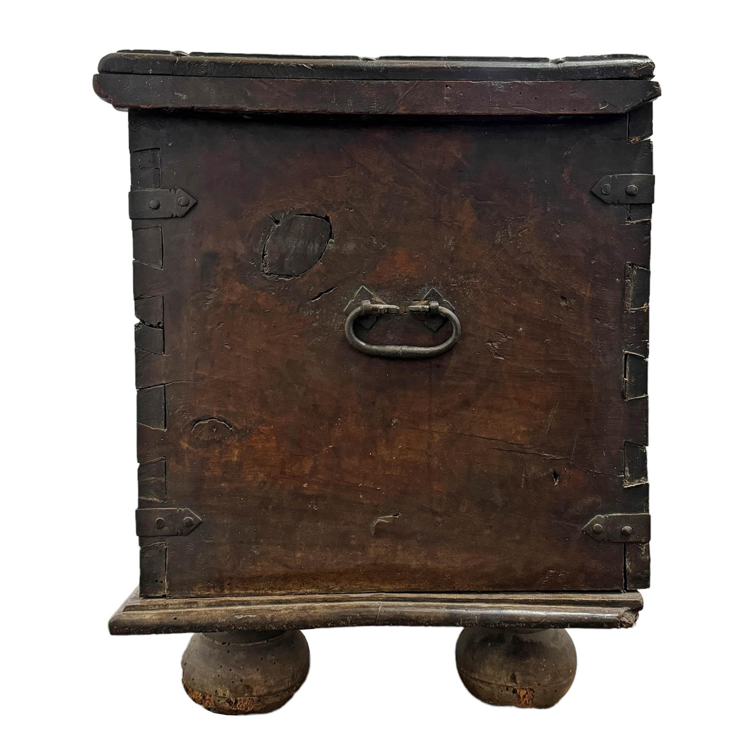18th Century and Earlier 17th Century Spanish Baroque Walnut Trunk For Sale